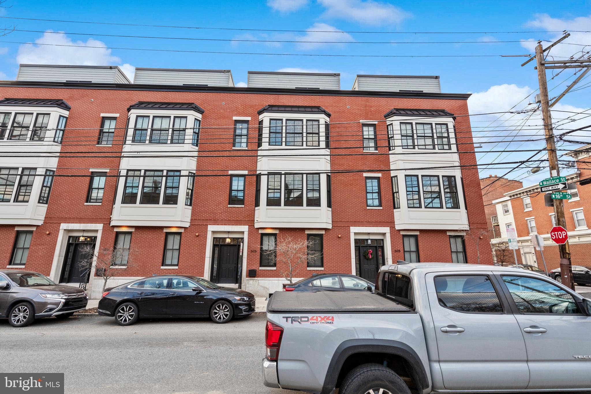 FAIRMOUNT - Residential