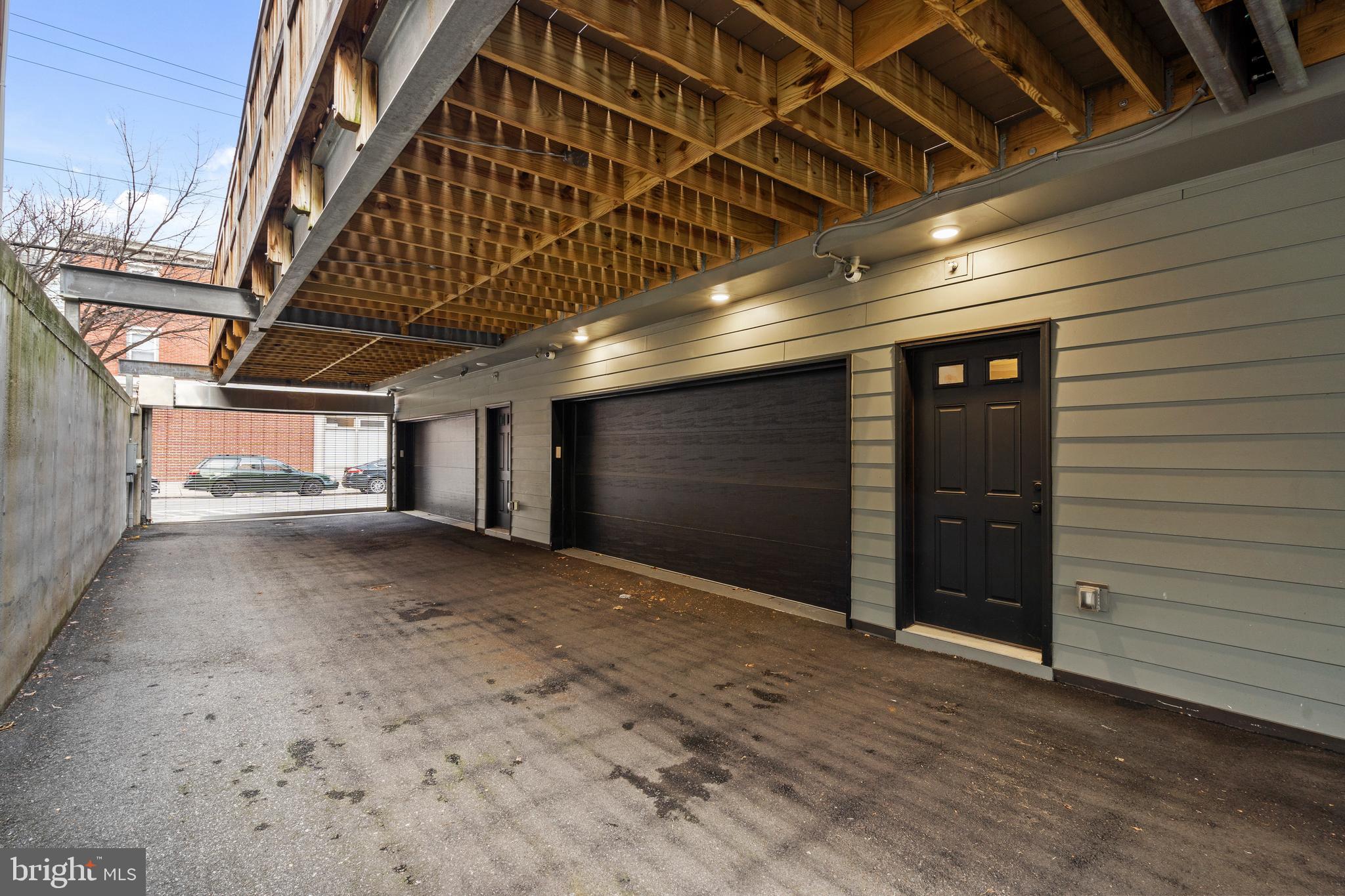 FAIRMOUNT - Residential