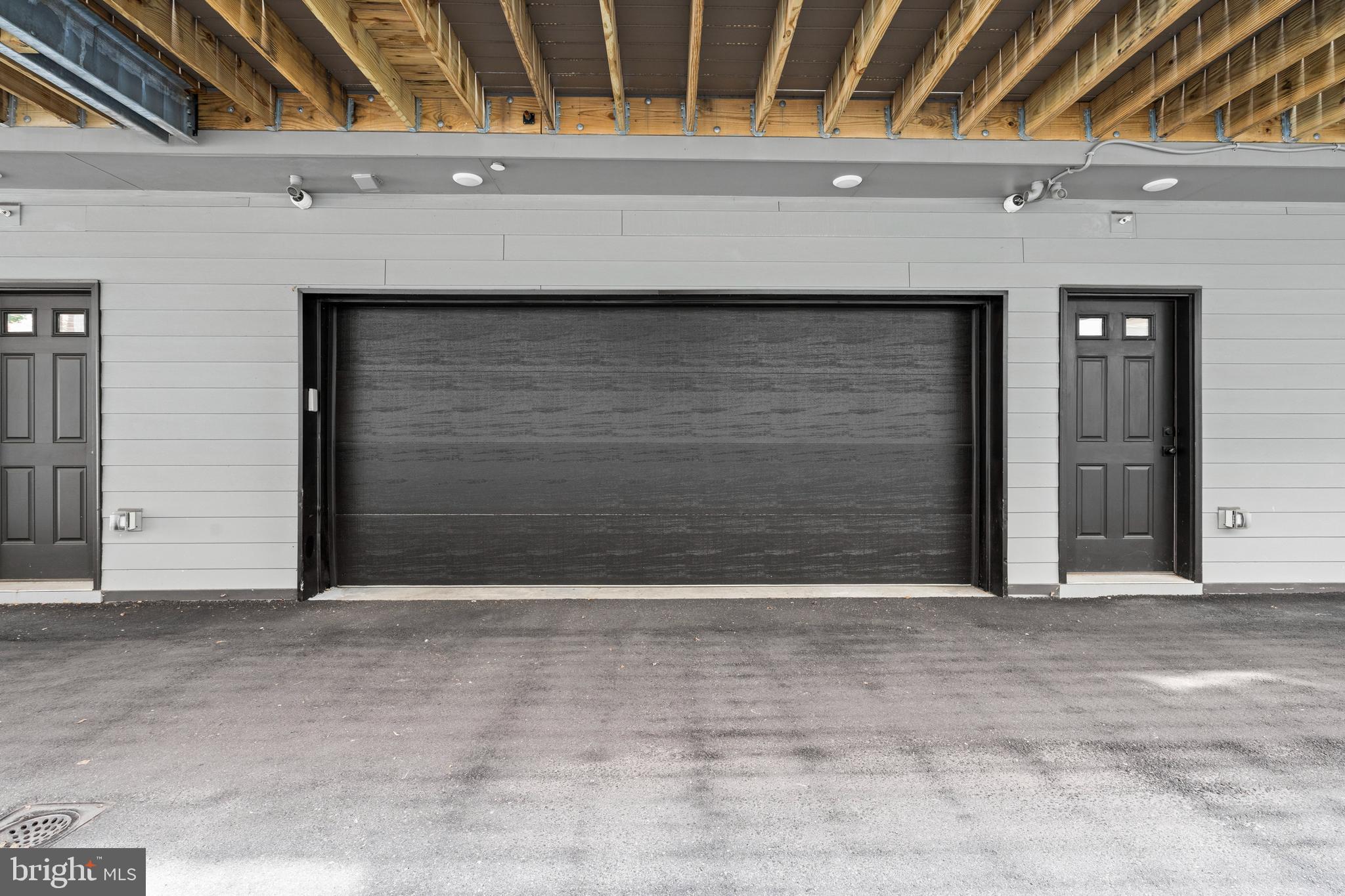 FAIRMOUNT - Residential