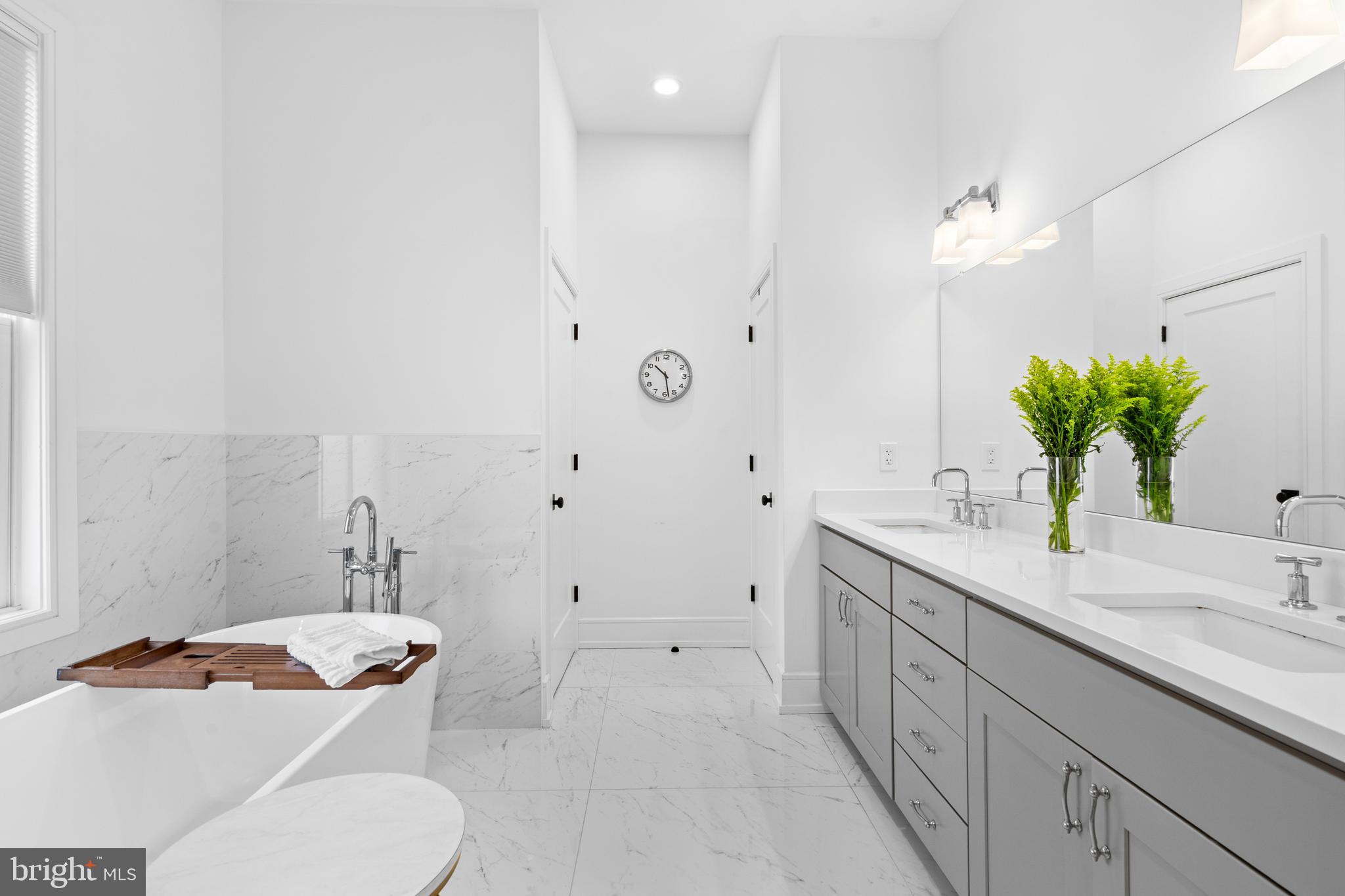 FAIRMOUNT - Residential