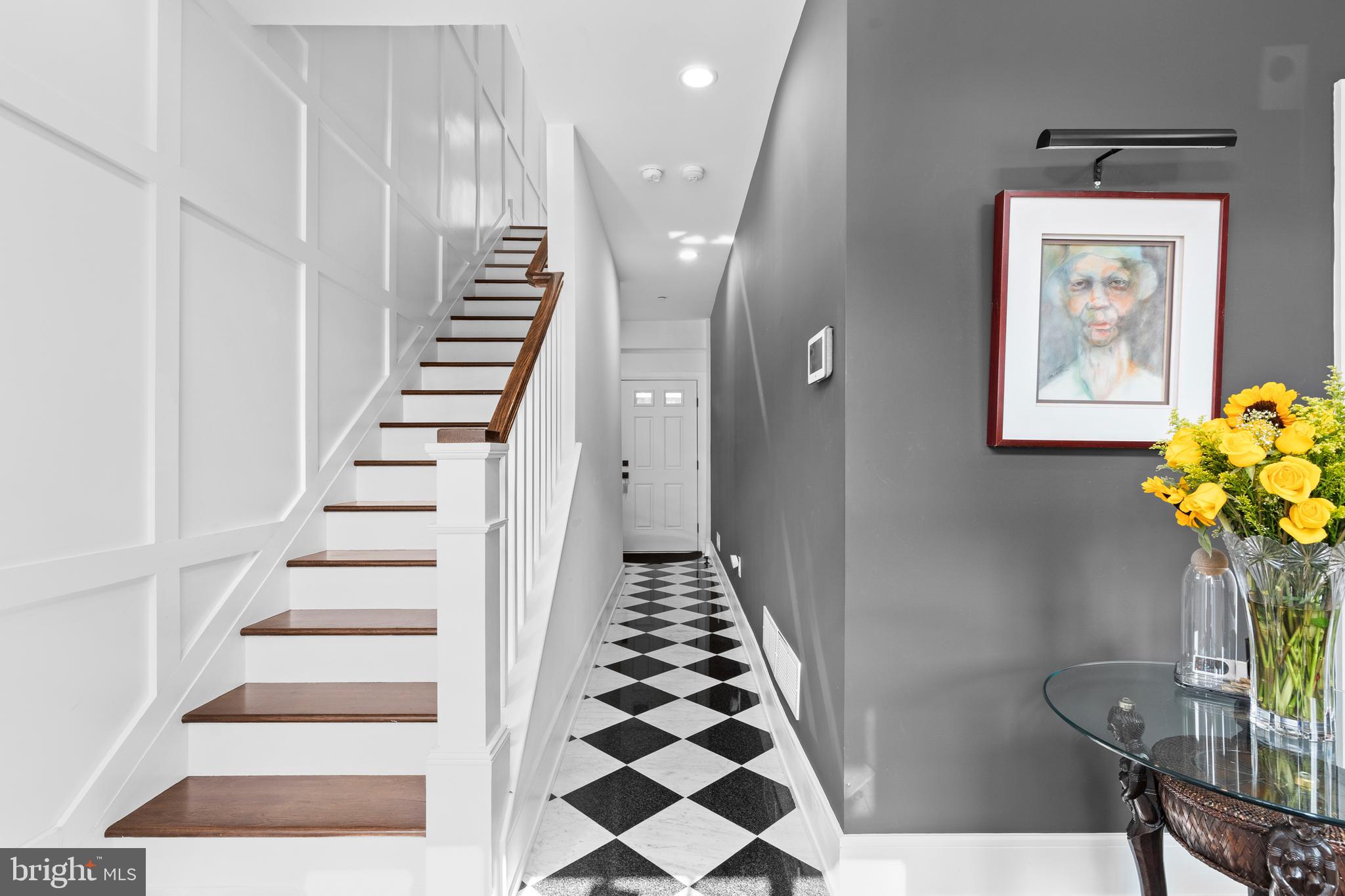 FAIRMOUNT - Residential