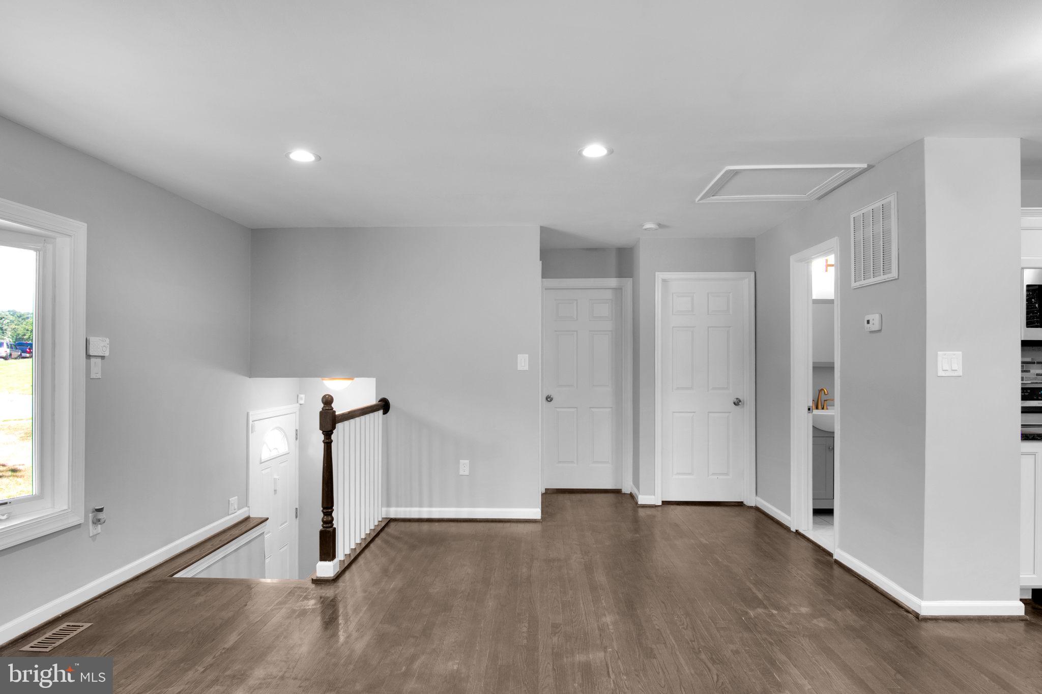 DALE CITY - Residential