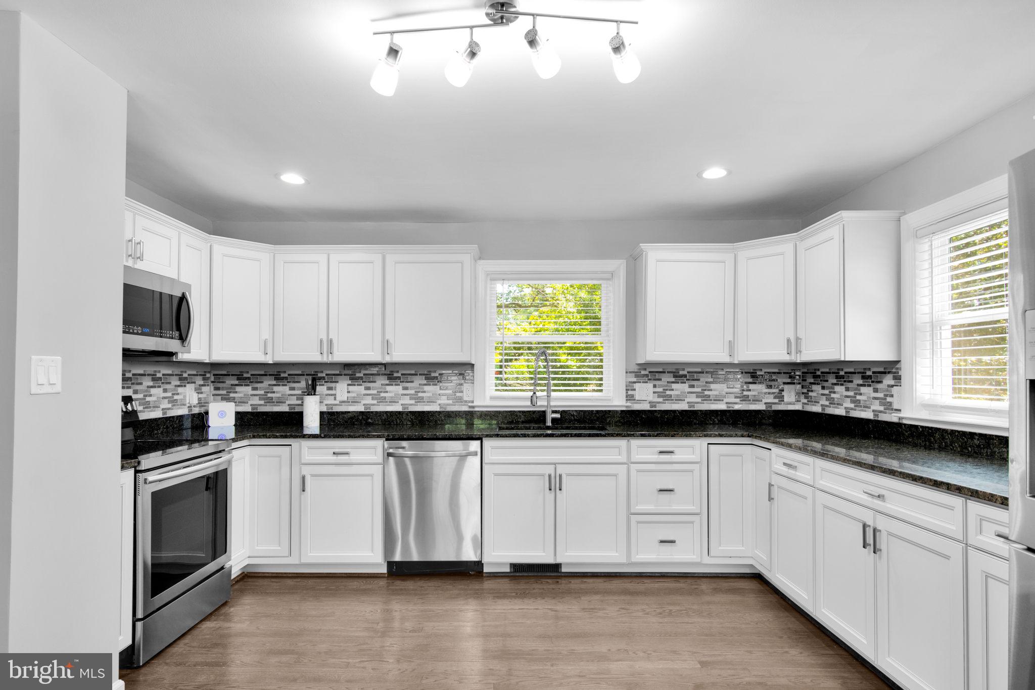 DALE CITY - Residential