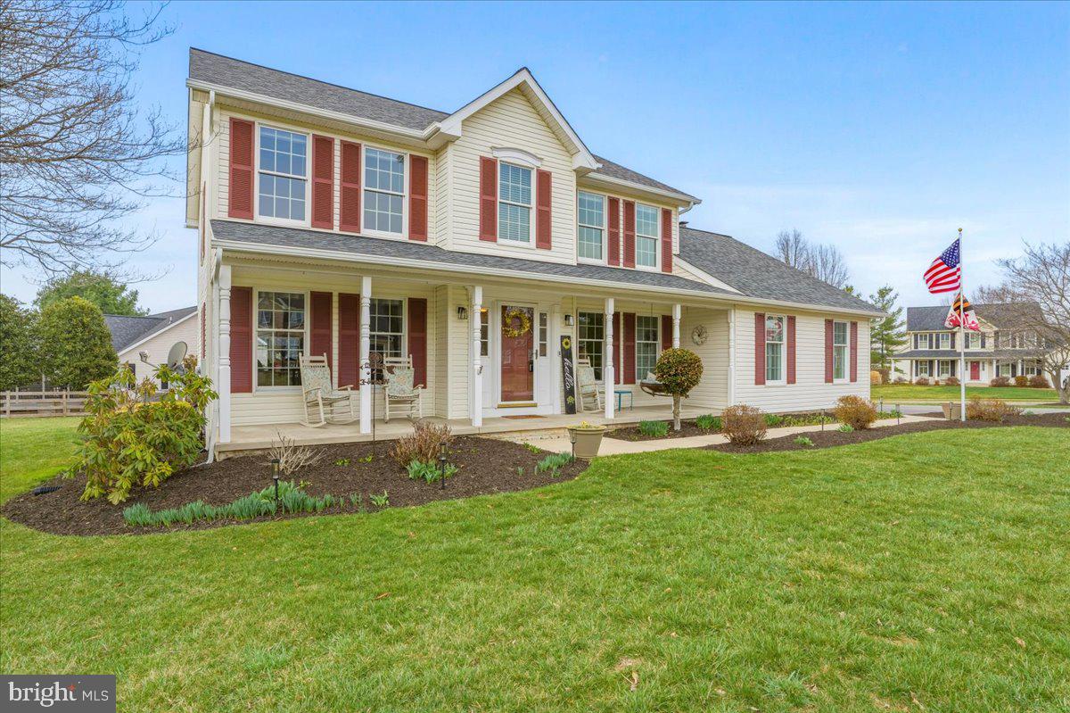 FOXFIELD AT MIDDLETOWN - Residential
