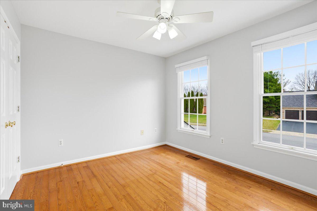 FOXFIELD AT MIDDLETOWN - Residential