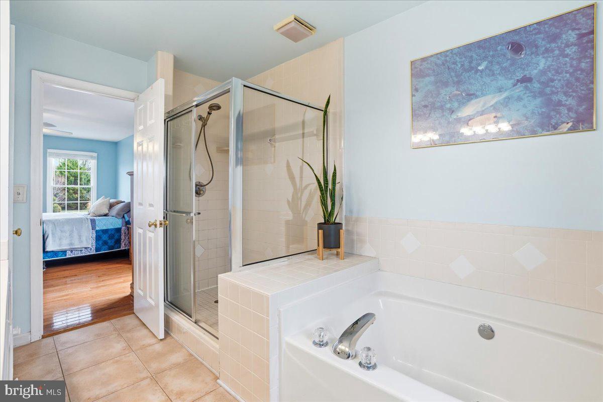 FOXFIELD AT MIDDLETOWN - Residential