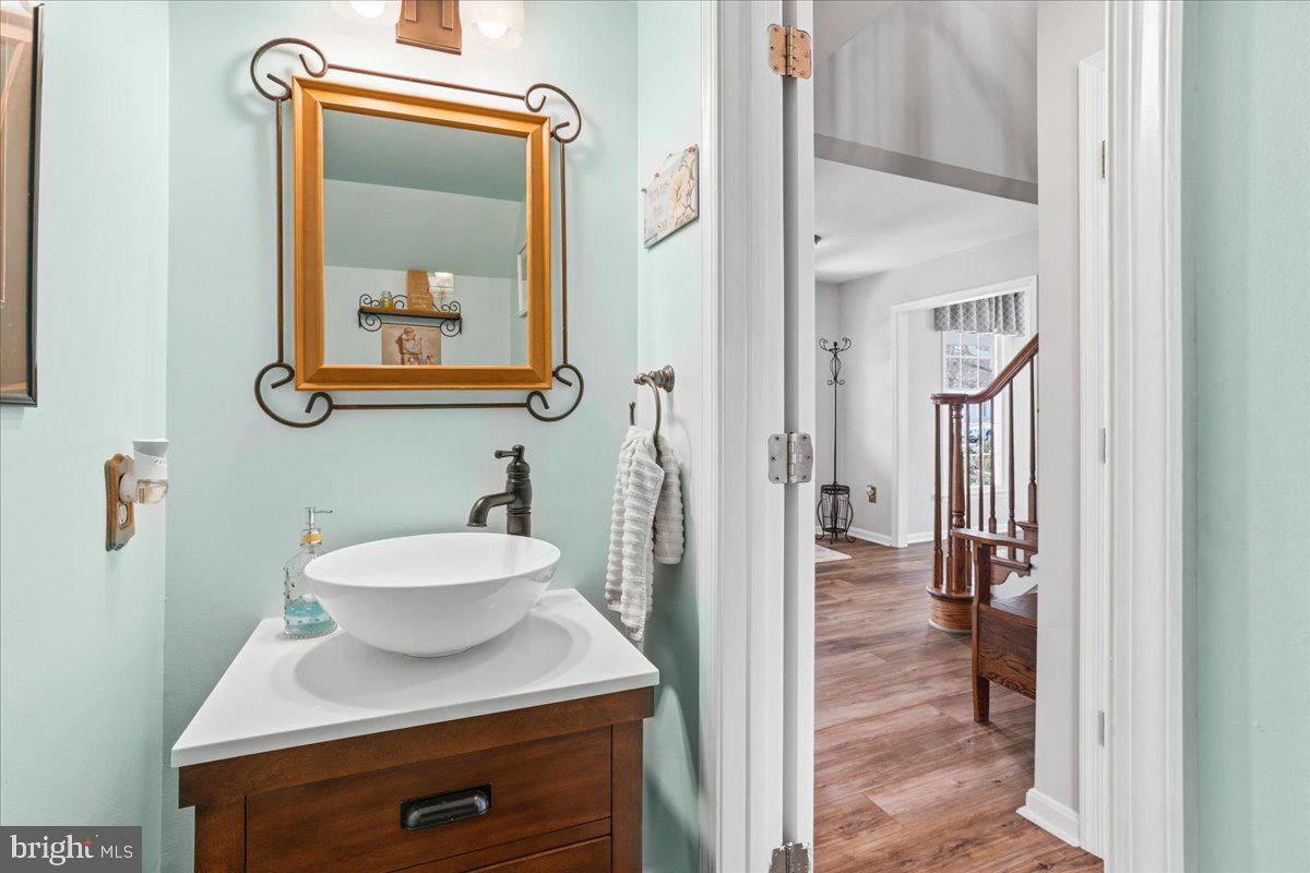 FOXFIELD AT MIDDLETOWN - Residential