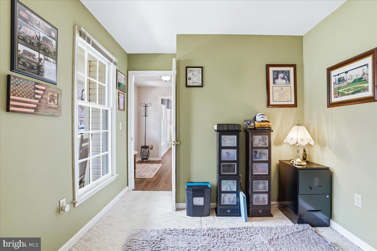 FOXFIELD AT MIDDLETOWN - Residential