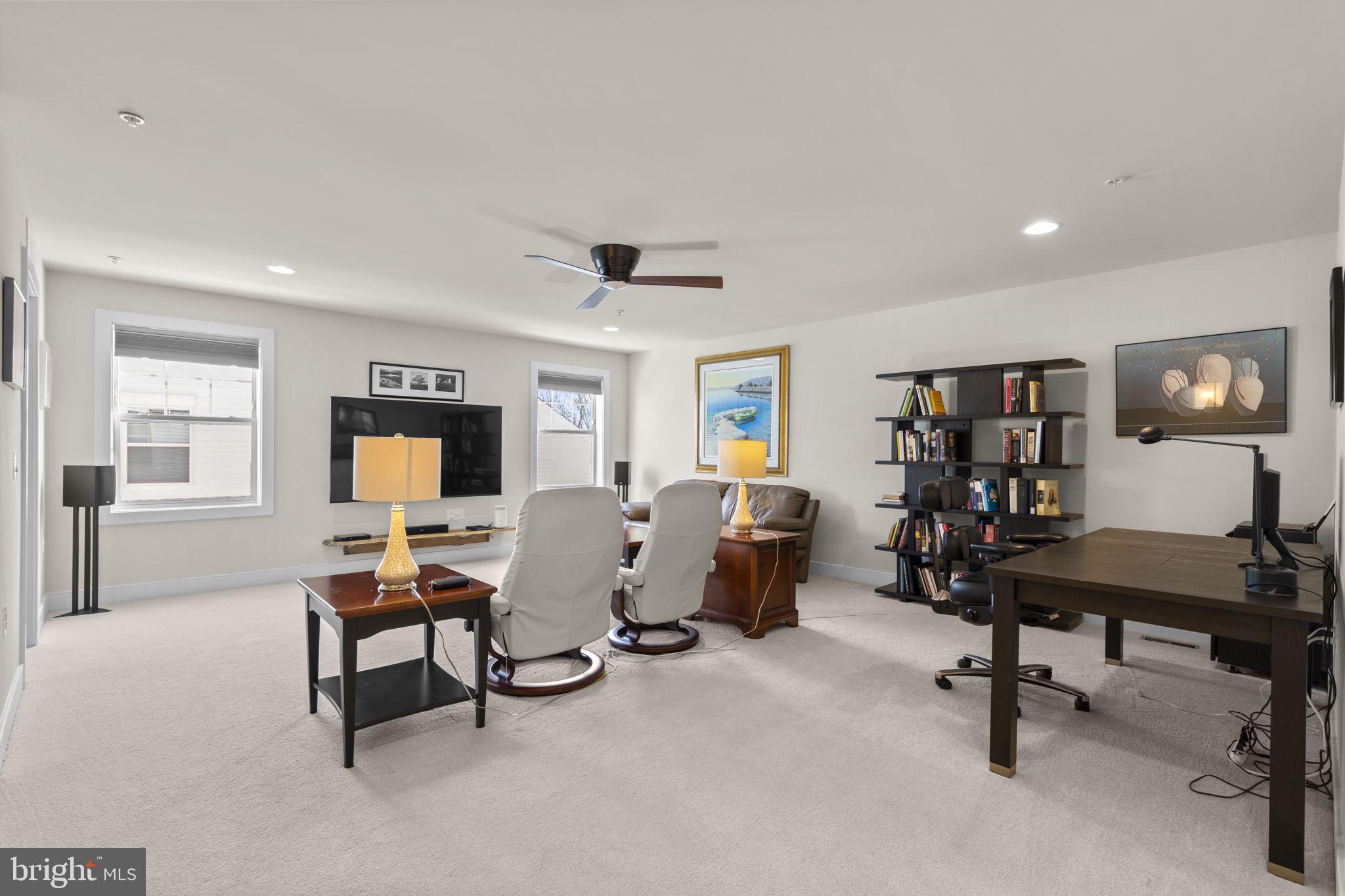 WALDEN WOODS - Residential