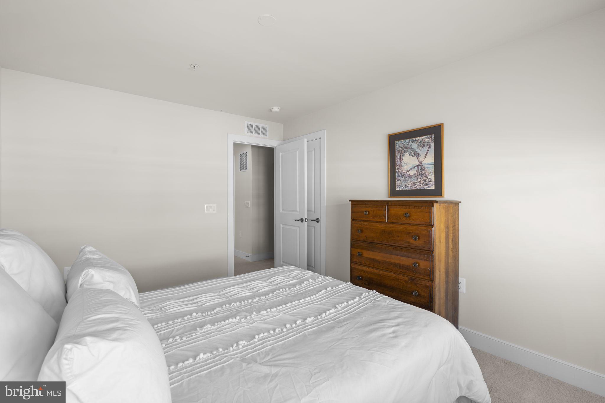 WALDEN WOODS - Residential