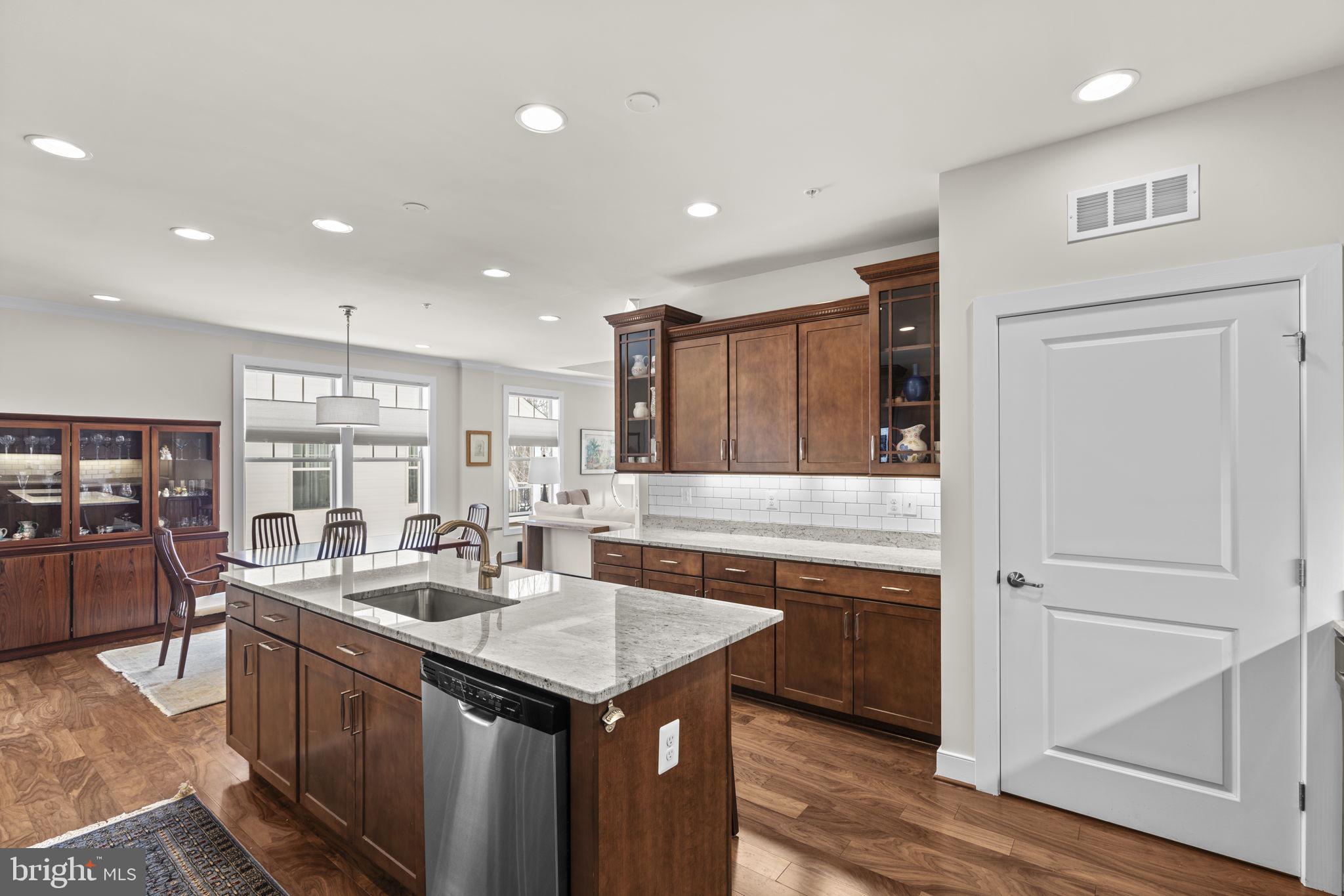 WALDEN WOODS - Residential