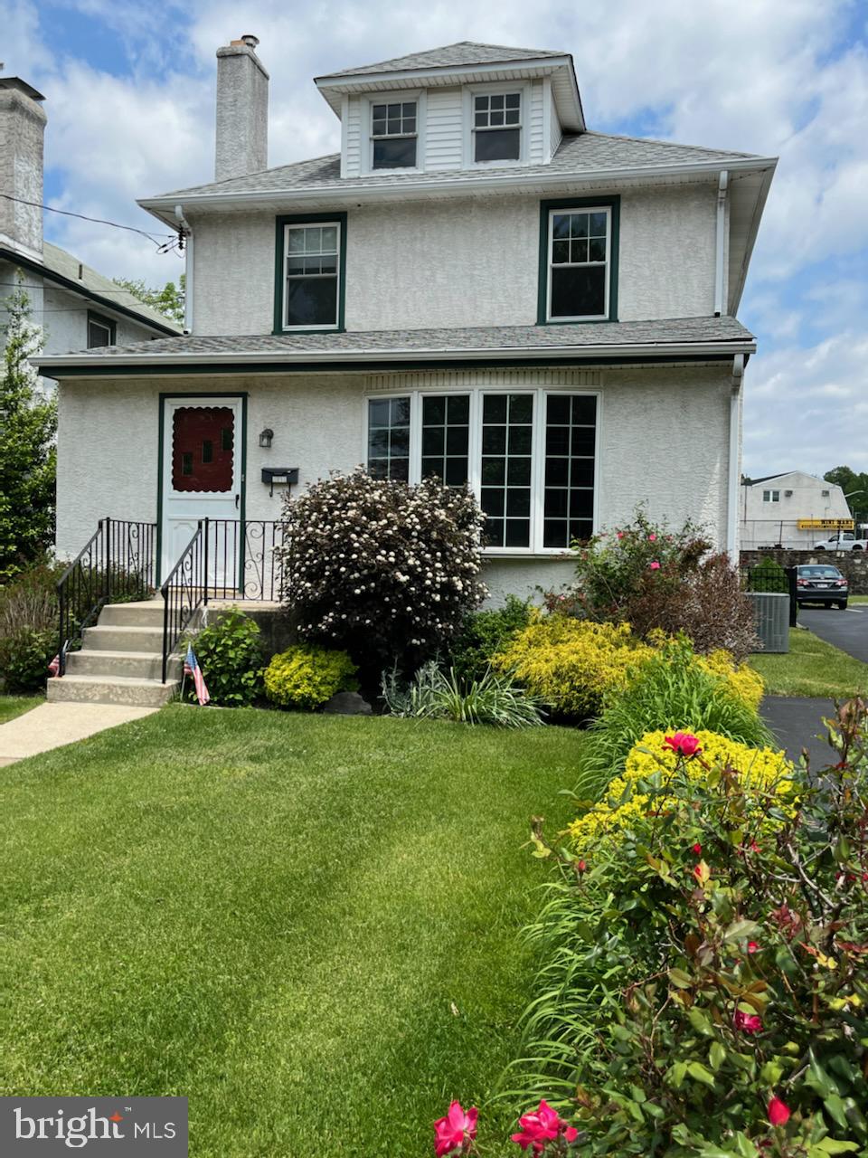 GLENSIDE - Residential Lease