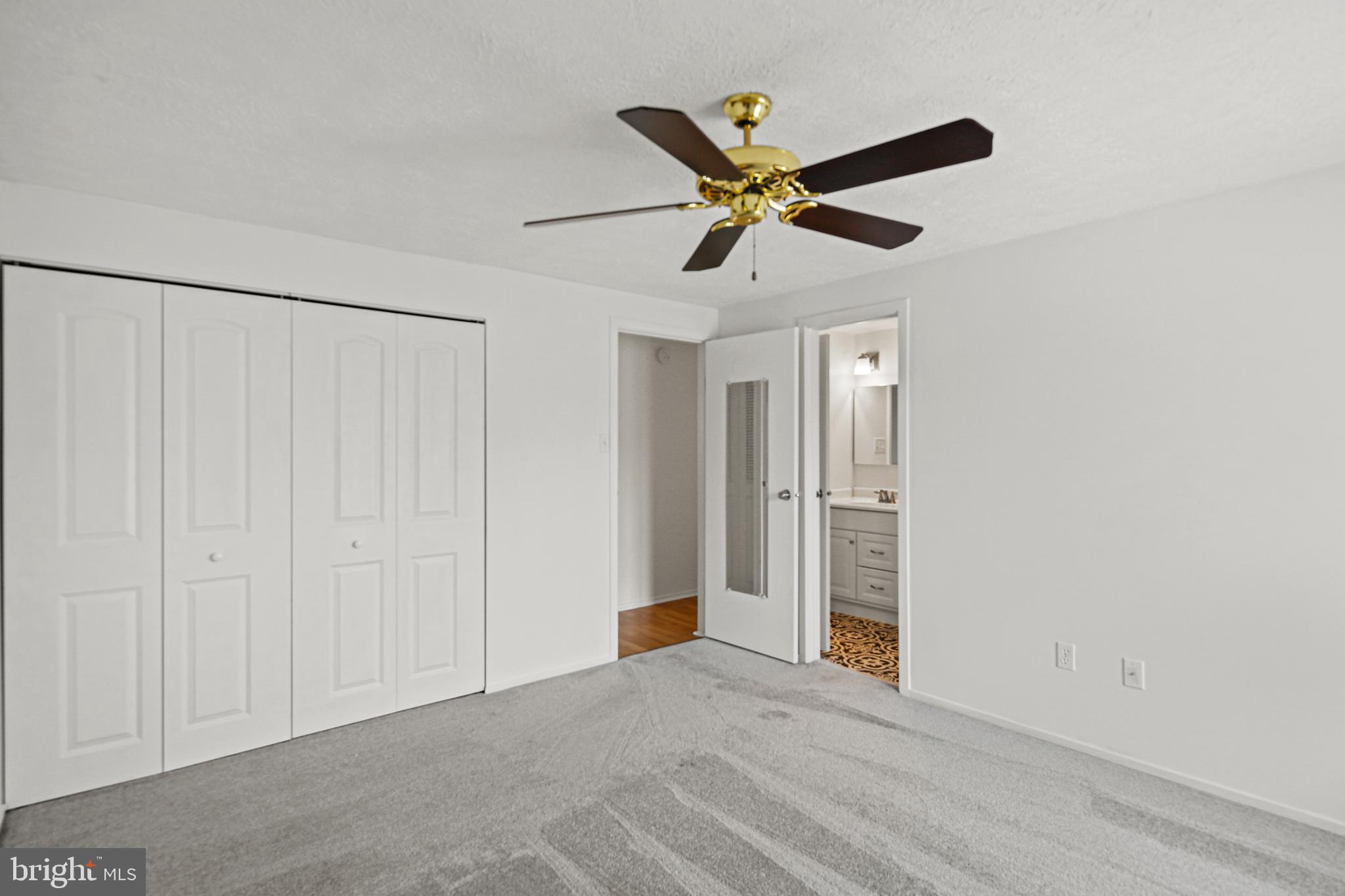 VILLAGE OF HICKORY RIDGE - Residential