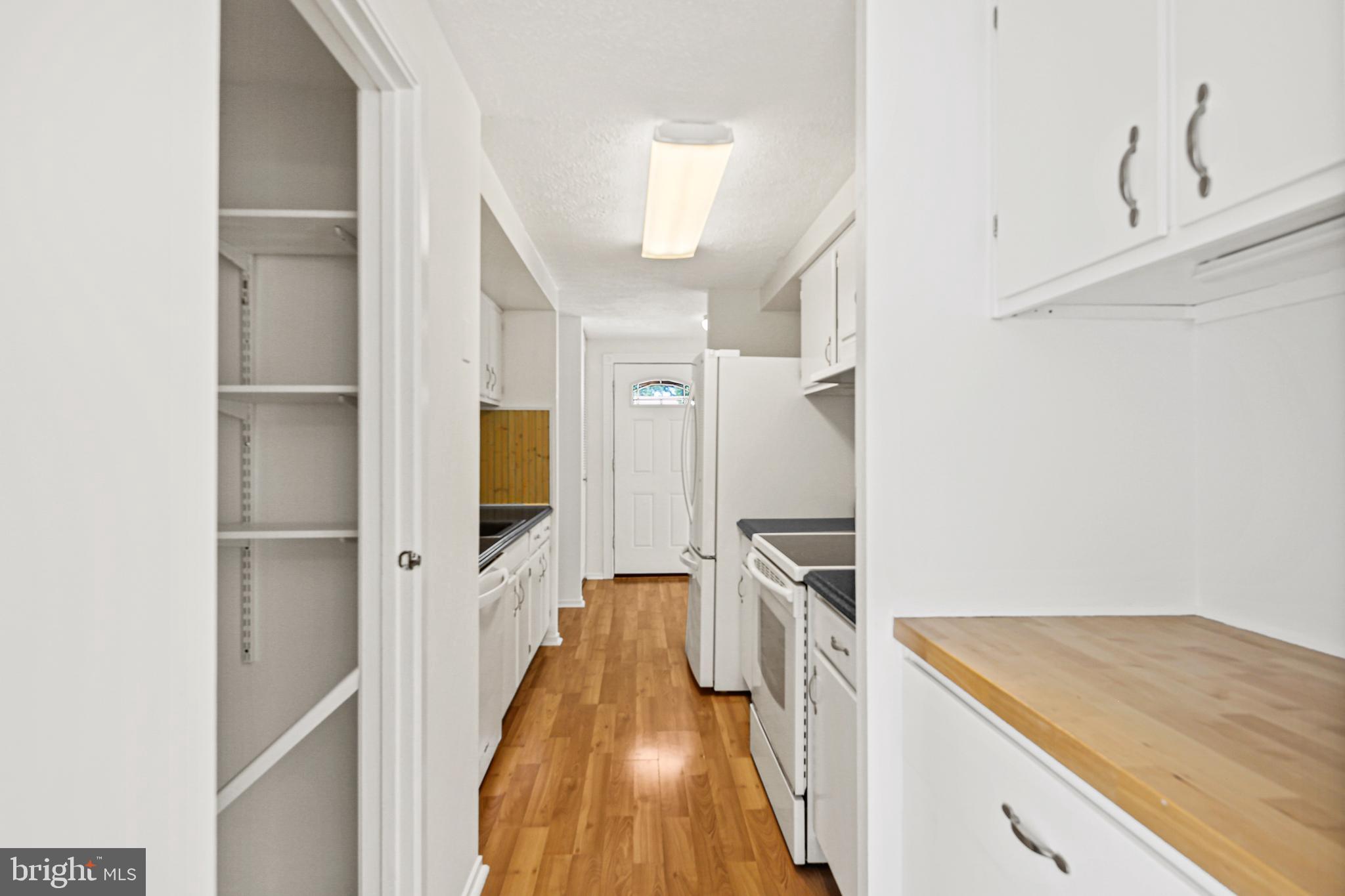 VILLAGE OF HICKORY RIDGE - Residential