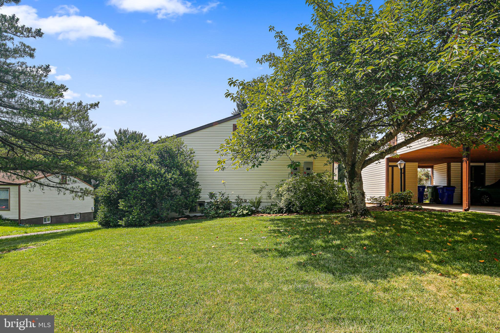 VILLAGE OF HICKORY RIDGE - Residential