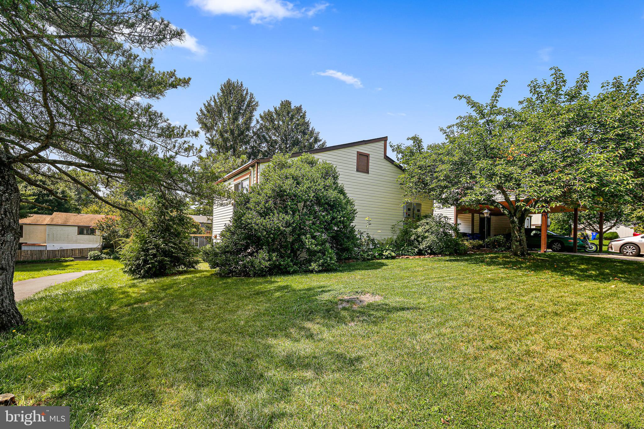 VILLAGE OF HICKORY RIDGE - Residential