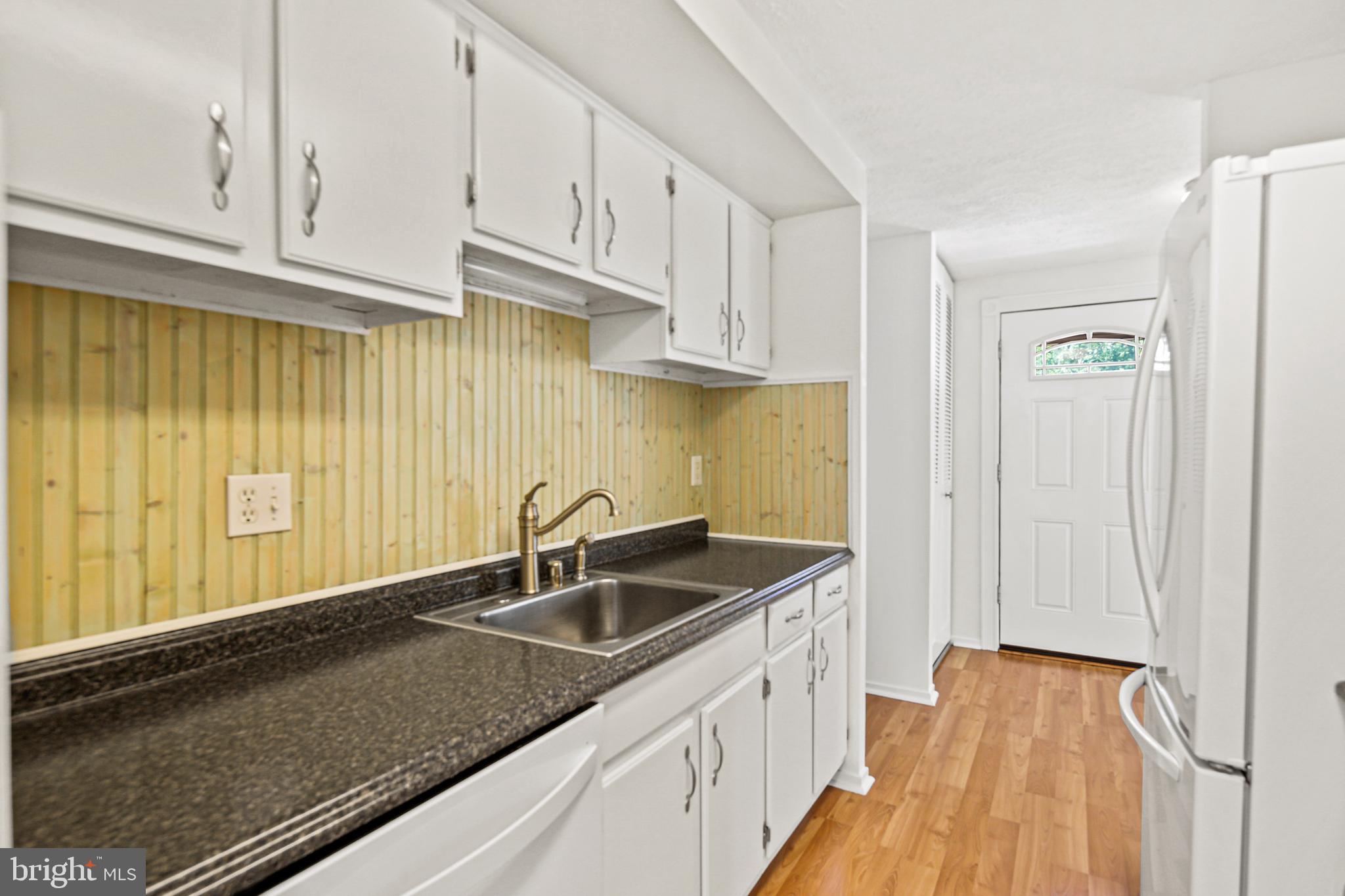 VILLAGE OF HICKORY RIDGE - Residential