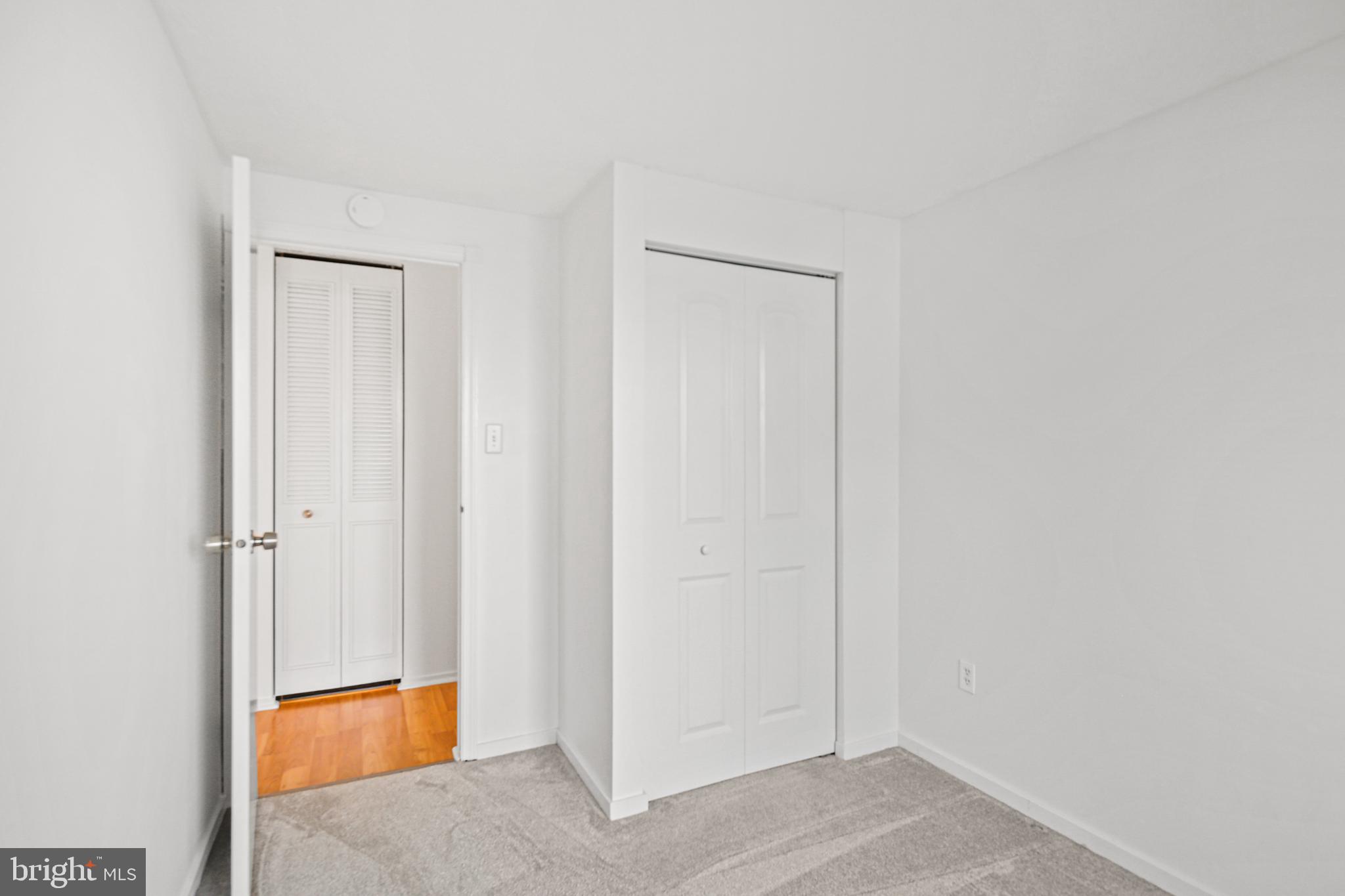 VILLAGE OF HICKORY RIDGE - Residential