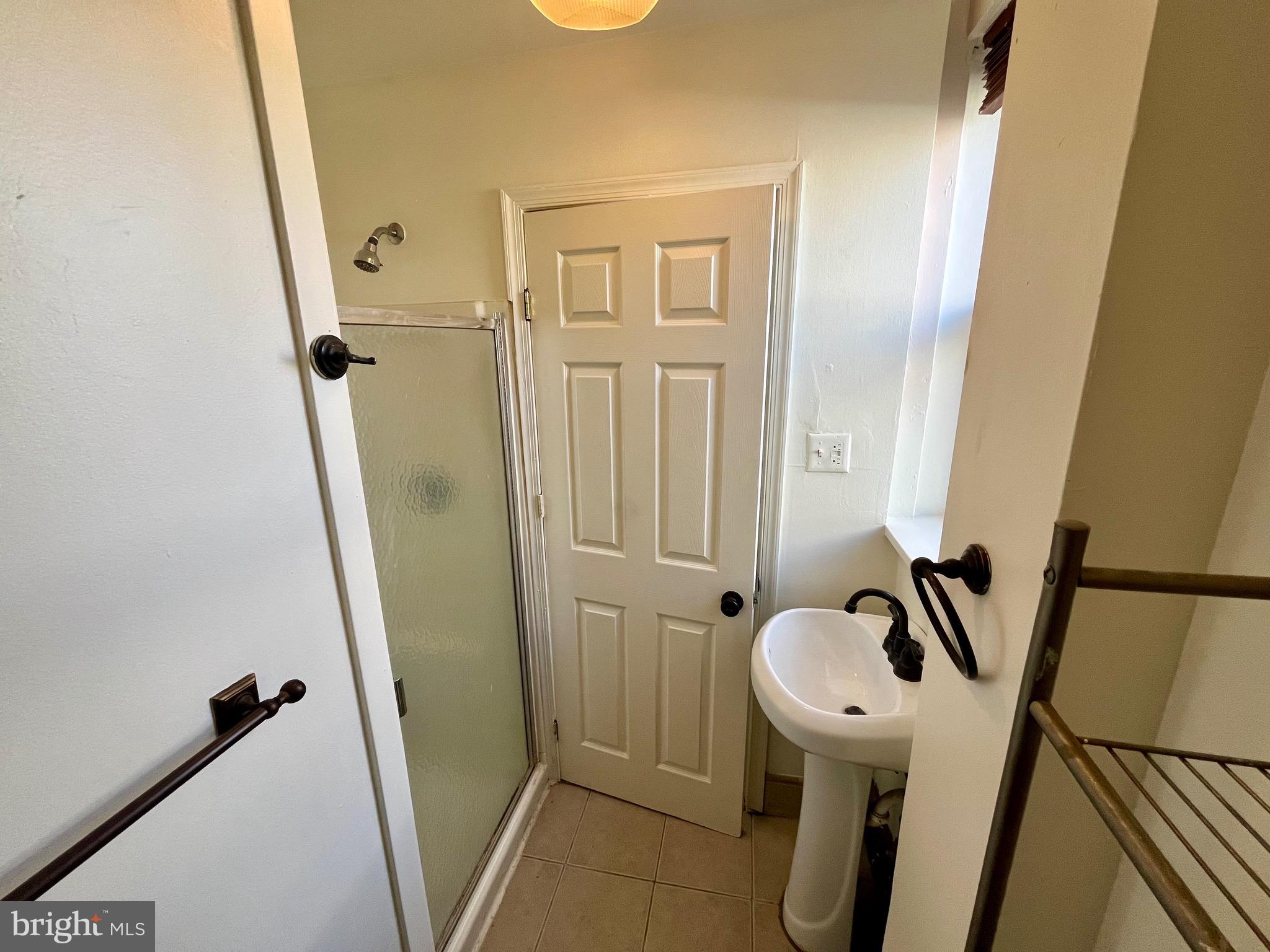 BRYN MAWR - Residential Lease