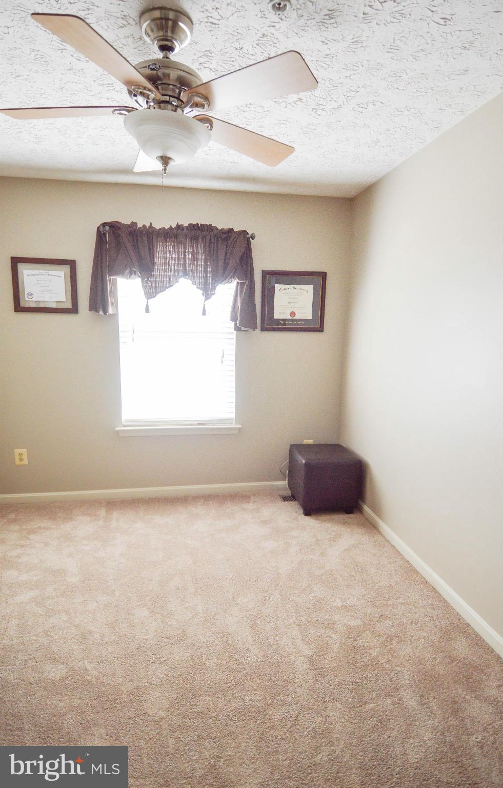 CONSTANT FRIENDSHIP - Residential Lease