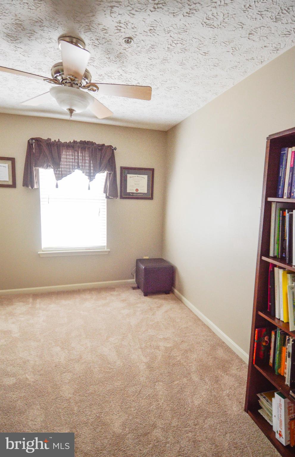 CONSTANT FRIENDSHIP - Residential Lease