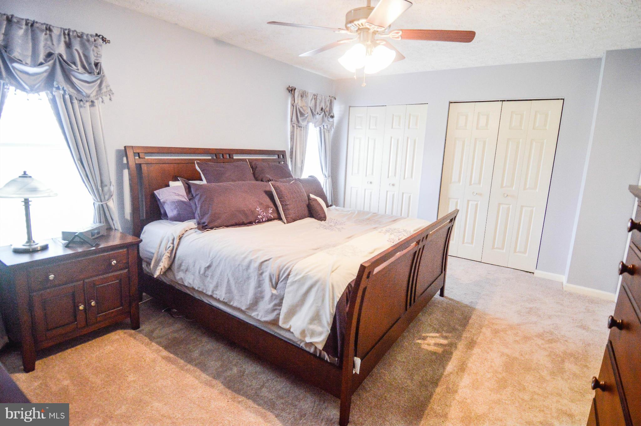 CONSTANT FRIENDSHIP - Residential Lease