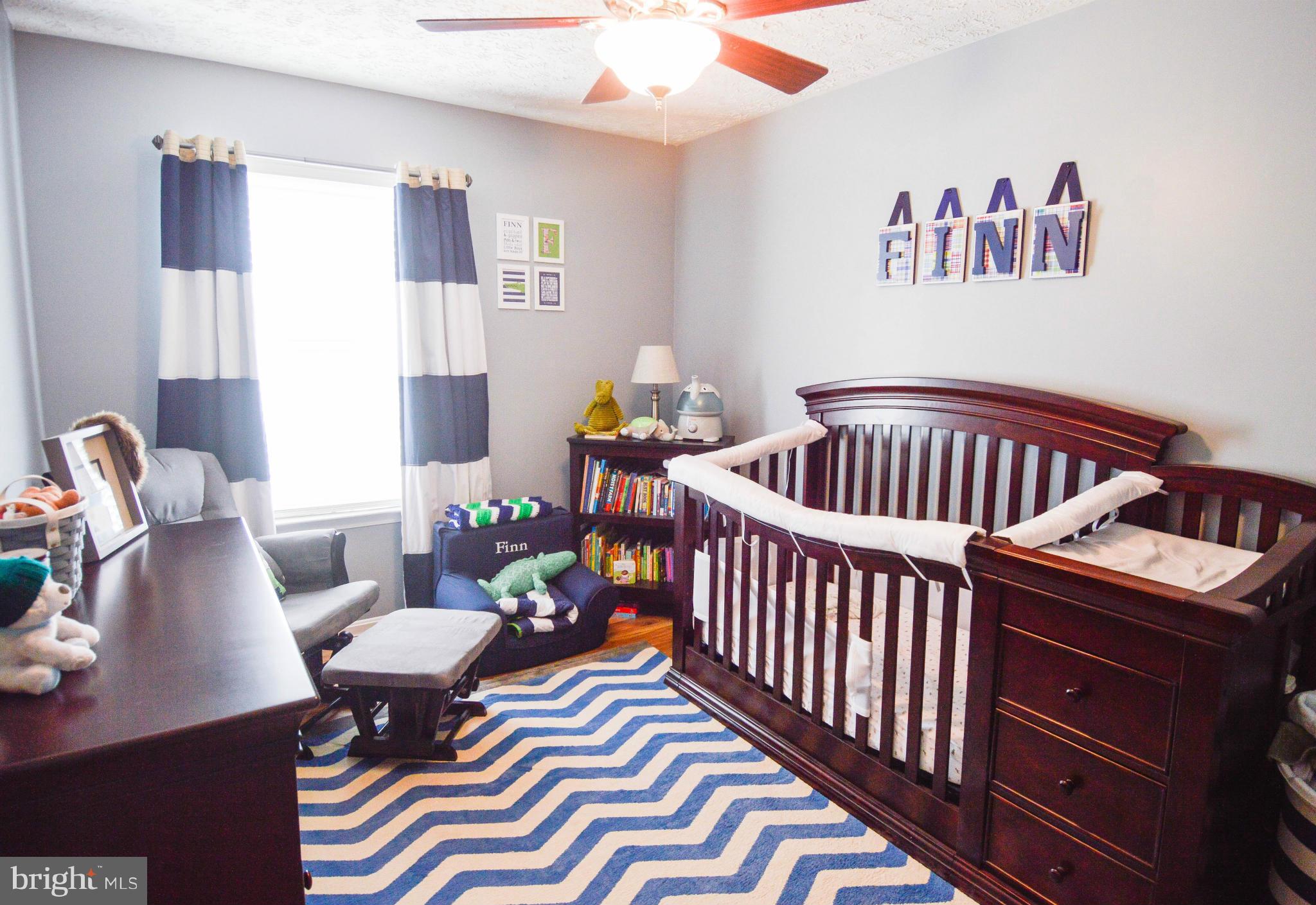 CONSTANT FRIENDSHIP - Residential Lease