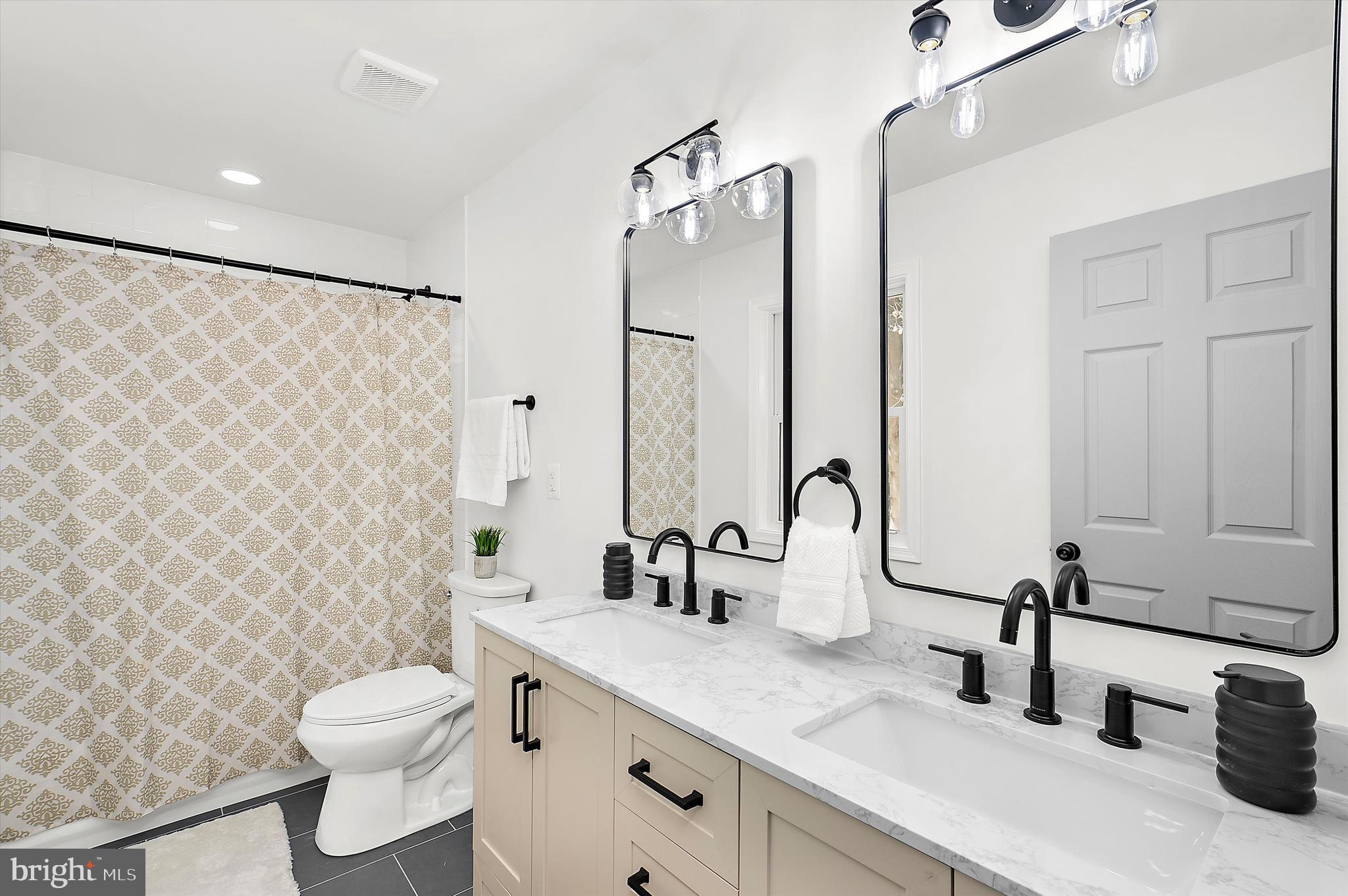 FERNDALE - Residential