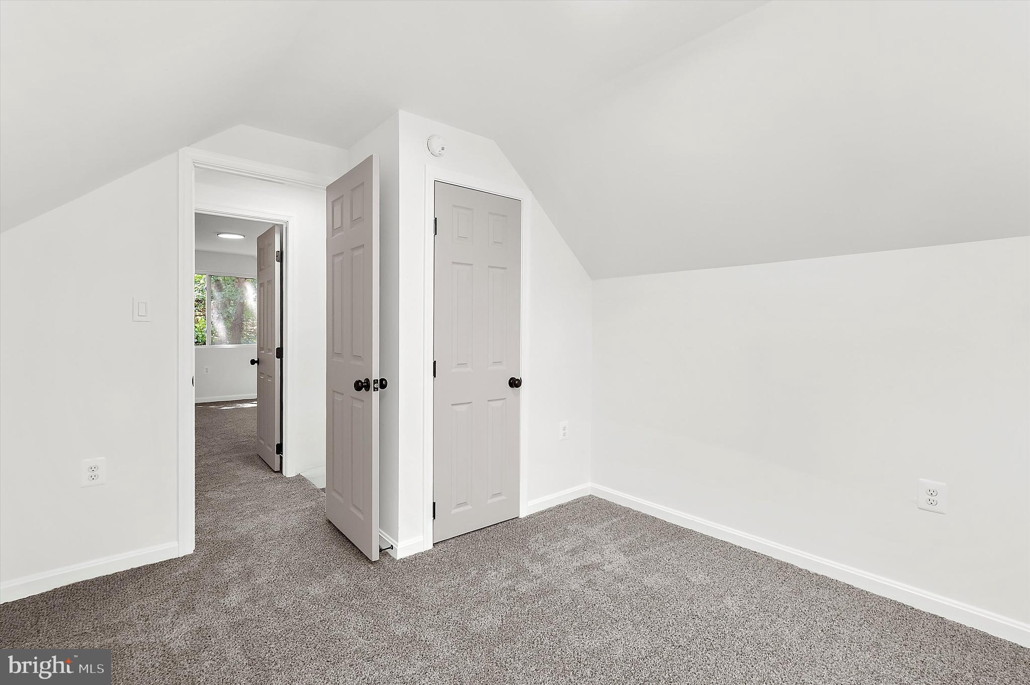 FERNDALE - Residential