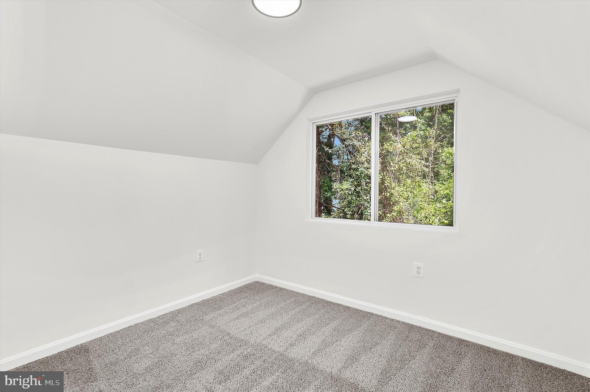 FERNDALE - Residential