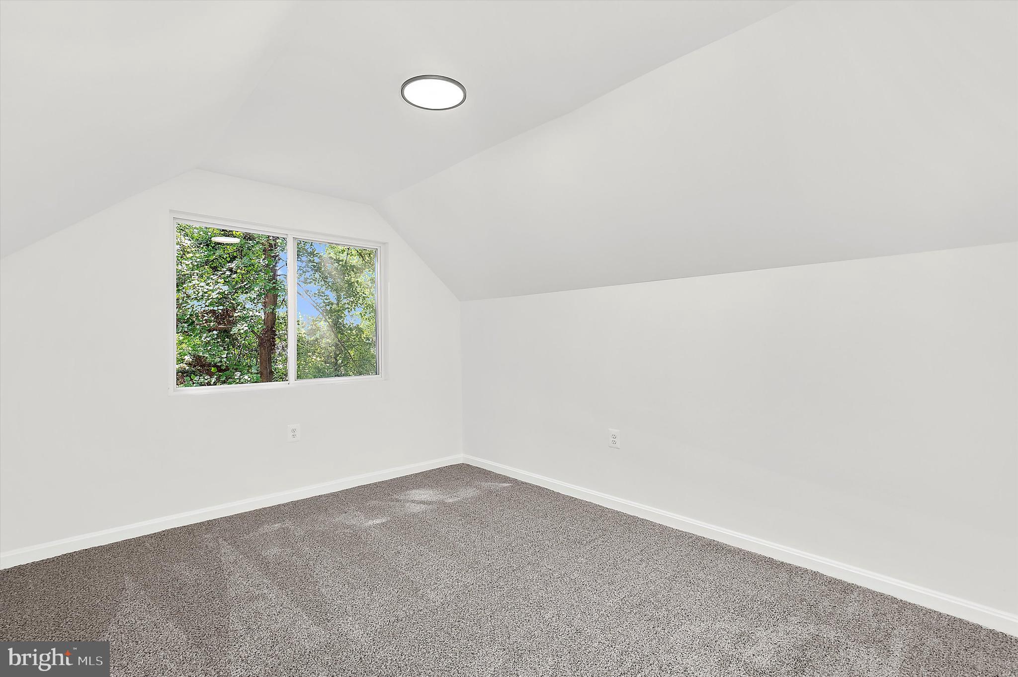 FERNDALE - Residential