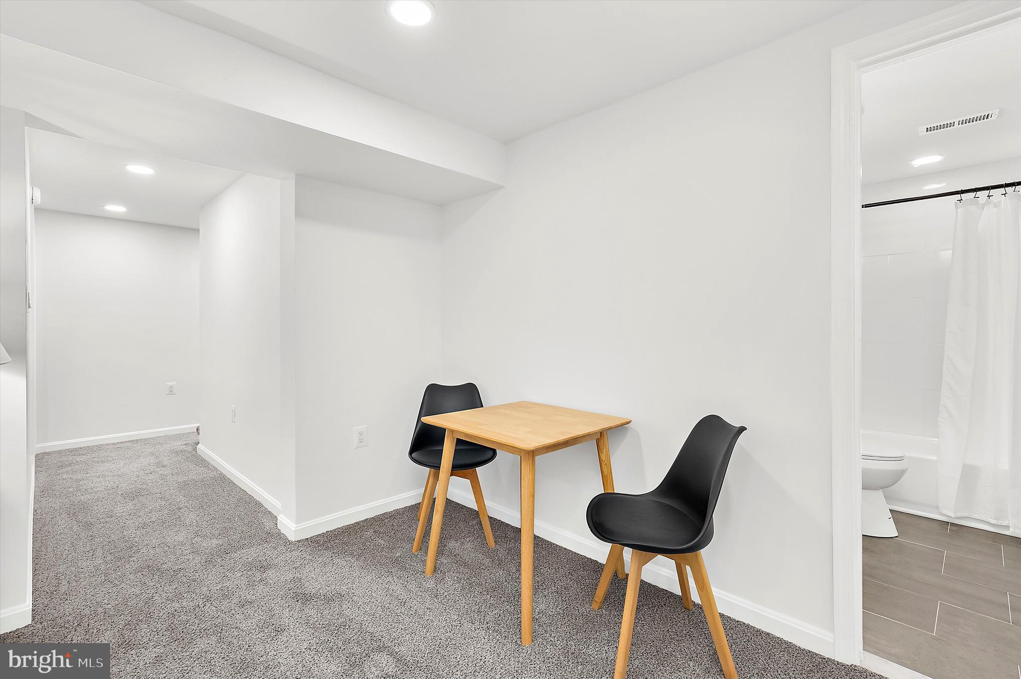 FERNDALE - Residential