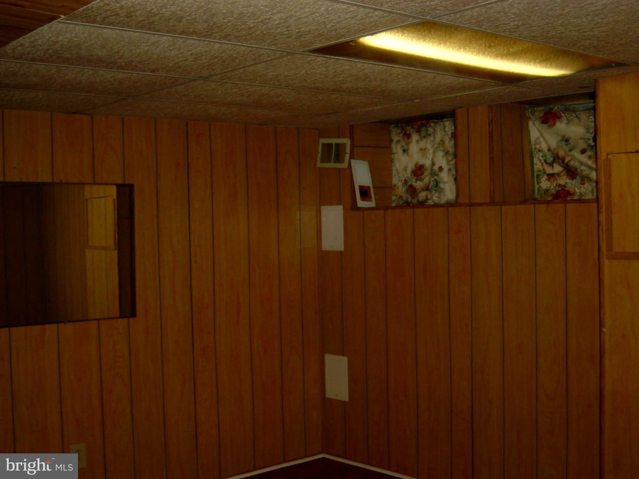 YALE HEIGHTS - Residential Lease