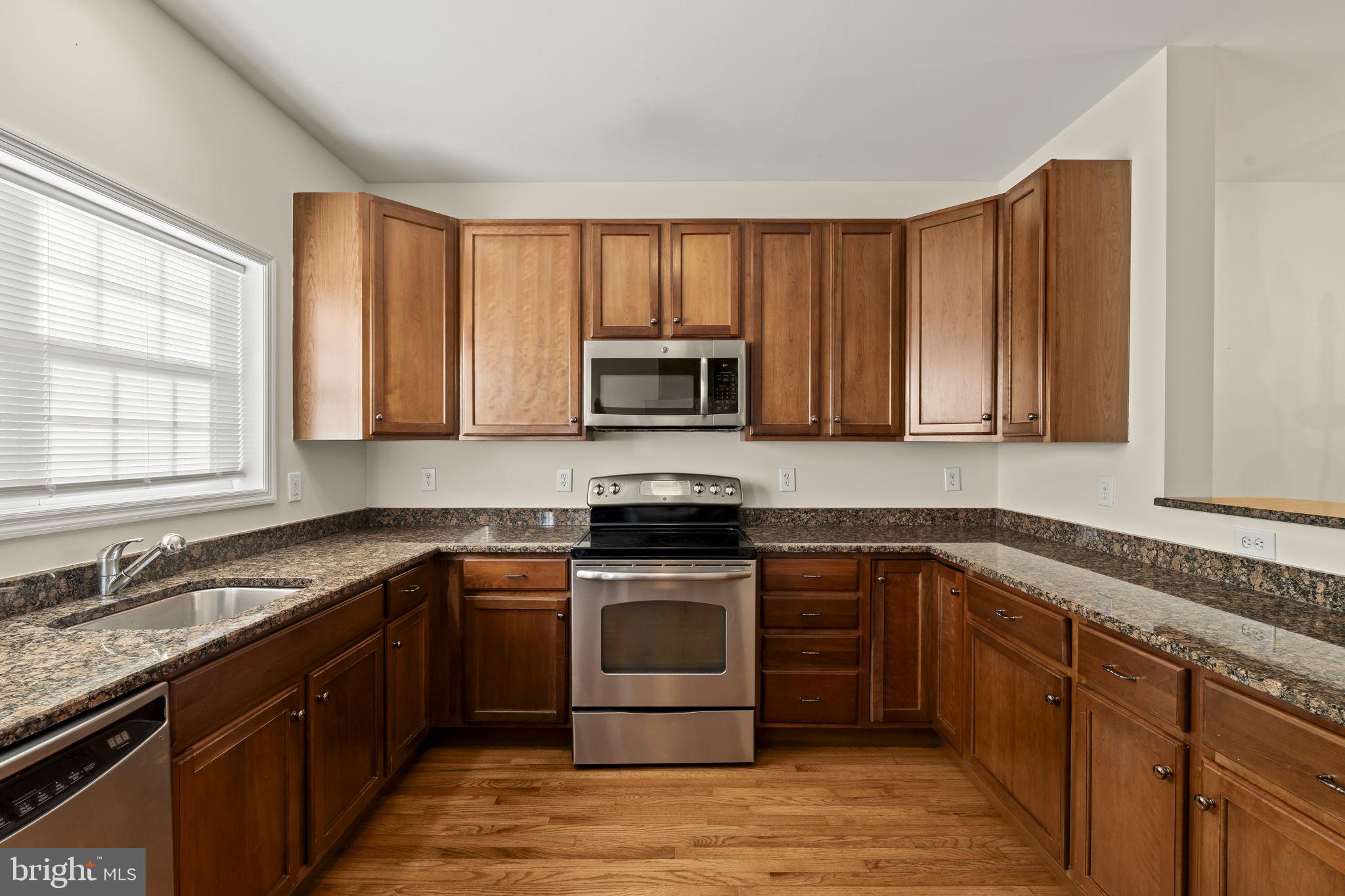 PORT RICHMOND - Residential