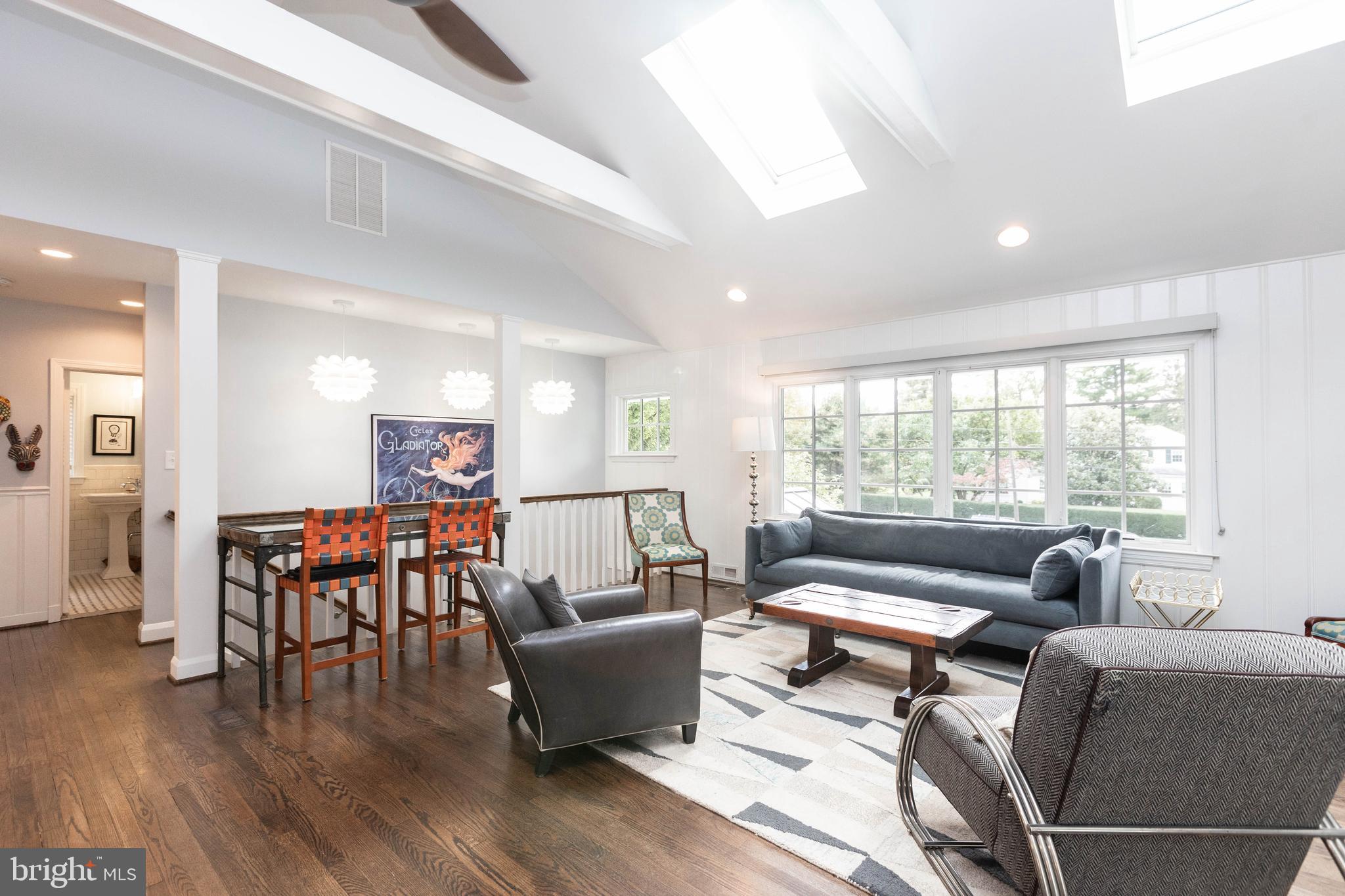 RUXTON - Residential