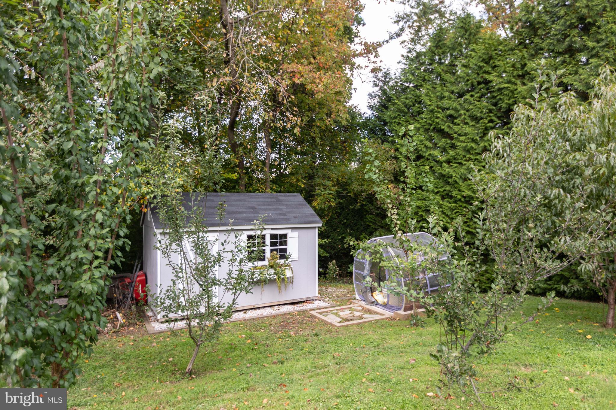 RUXTON - Residential