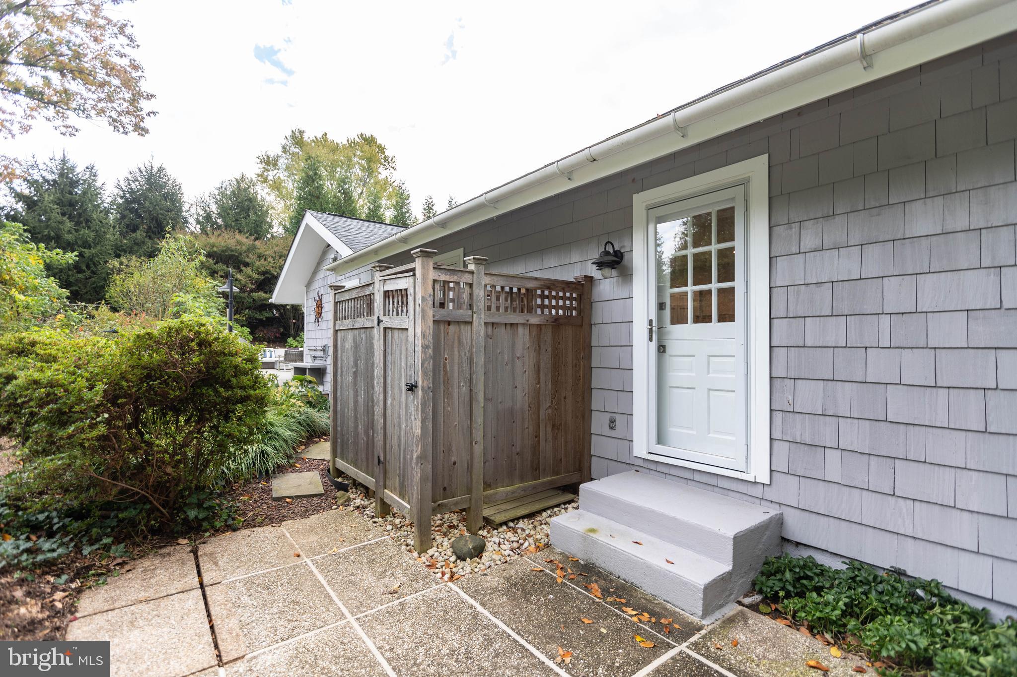 RUXTON - Residential