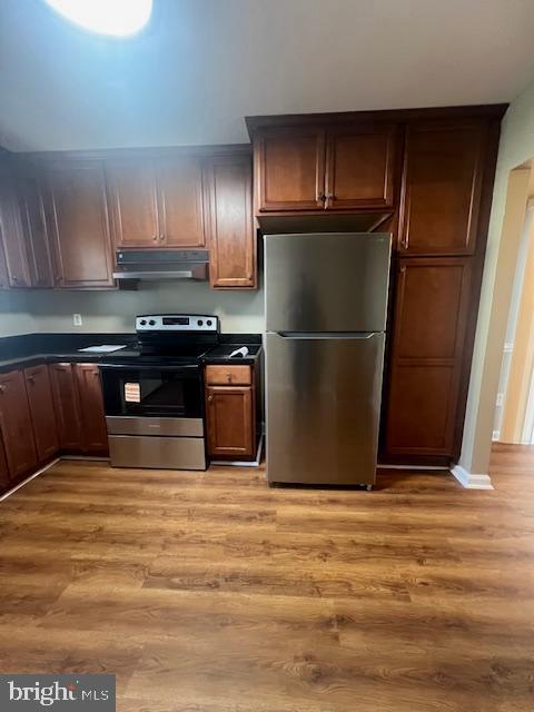 NEWPORT ESTATES - Residential Lease