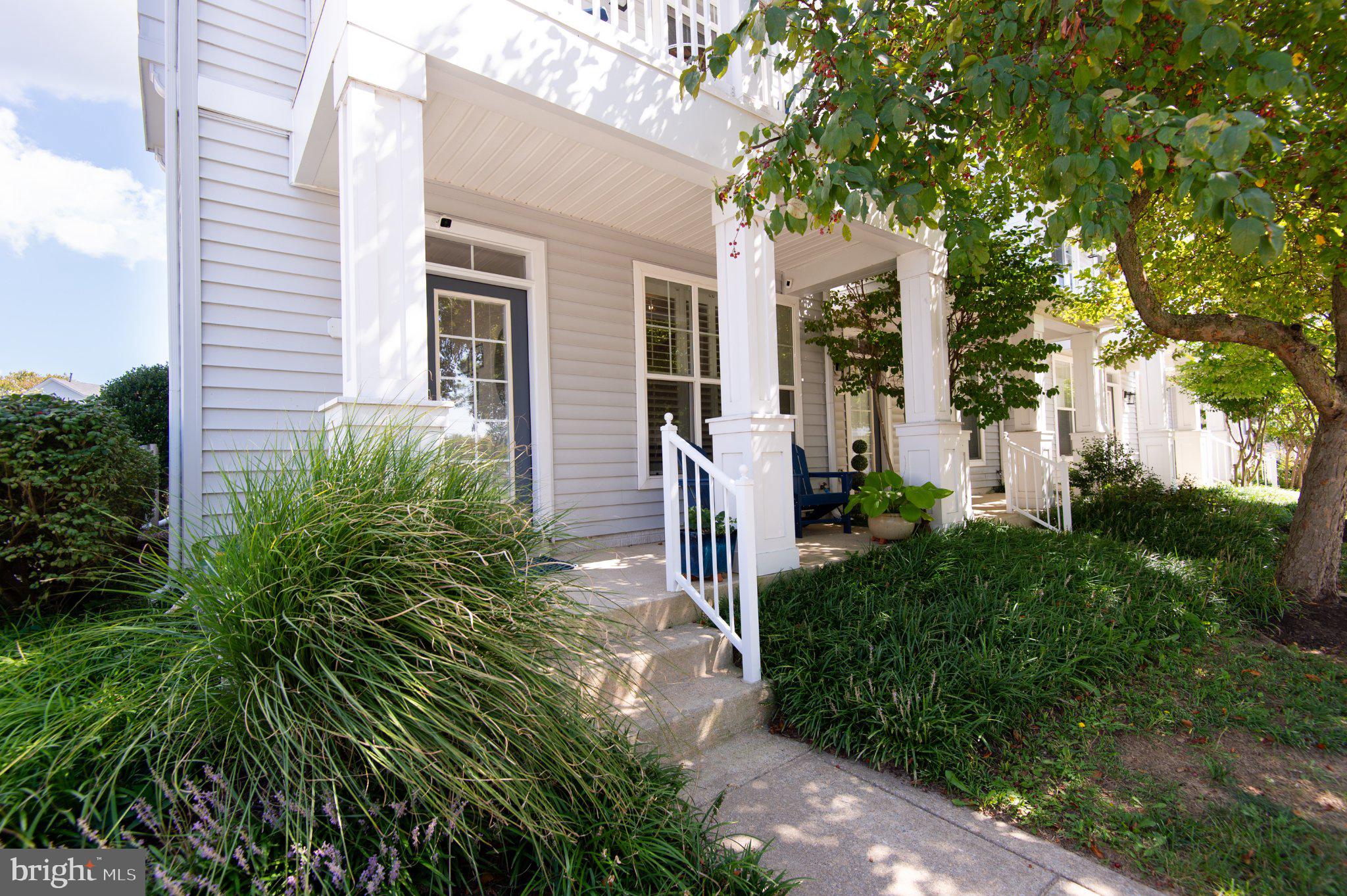 500 SEAWAY LANE