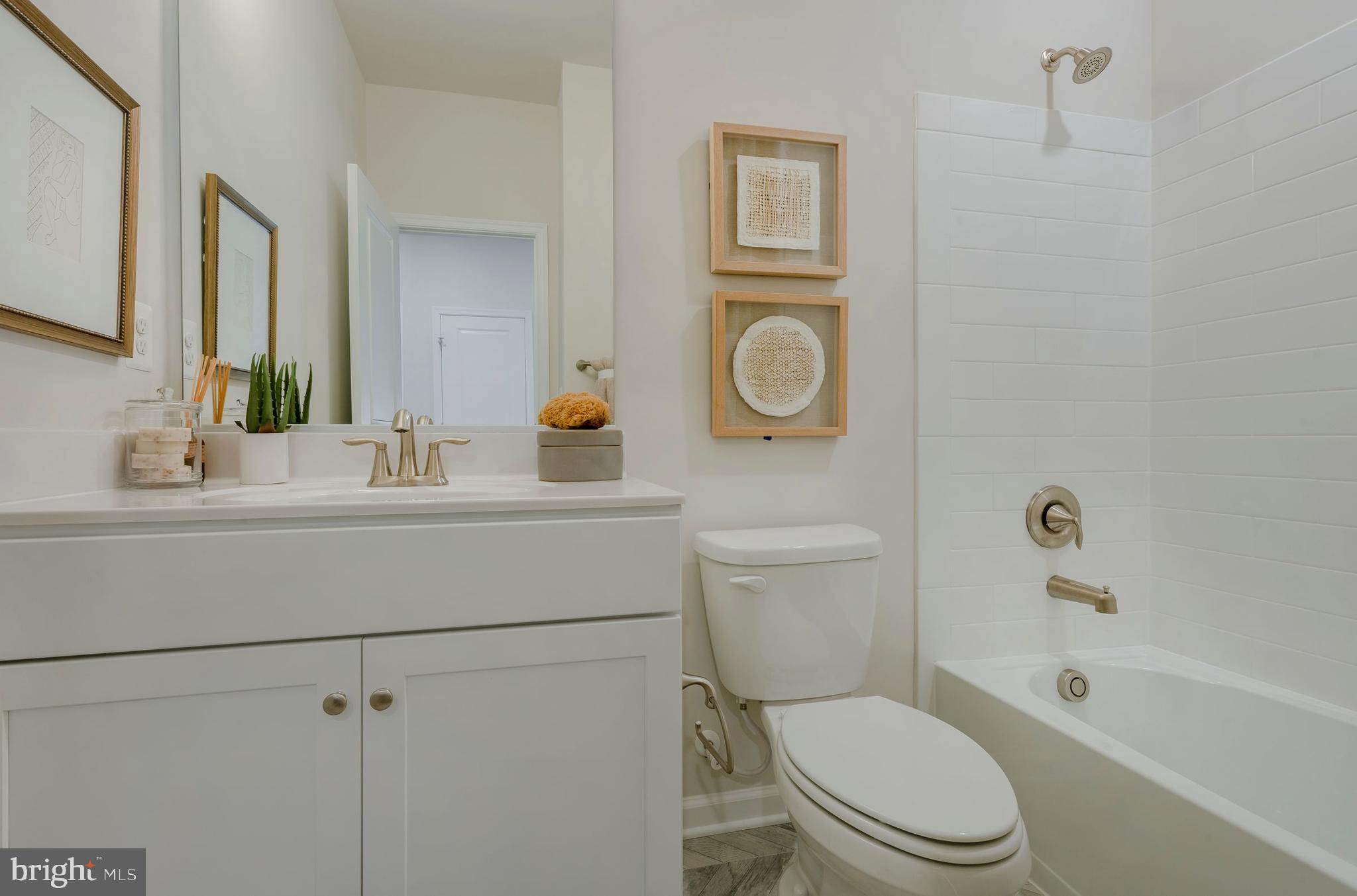 MONTPELIER HIGHLANDS - Residential