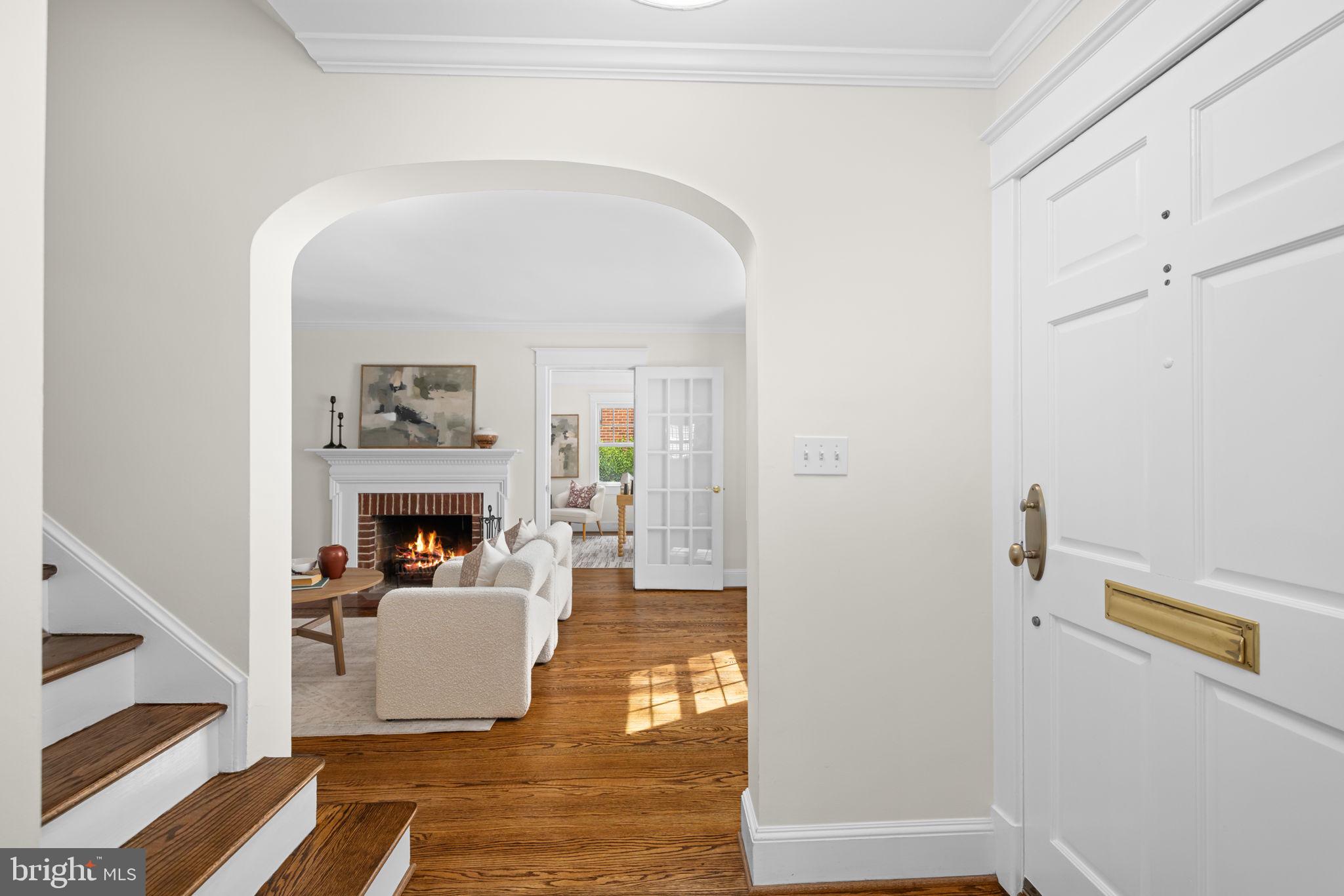 MADISON MANOR - Residential