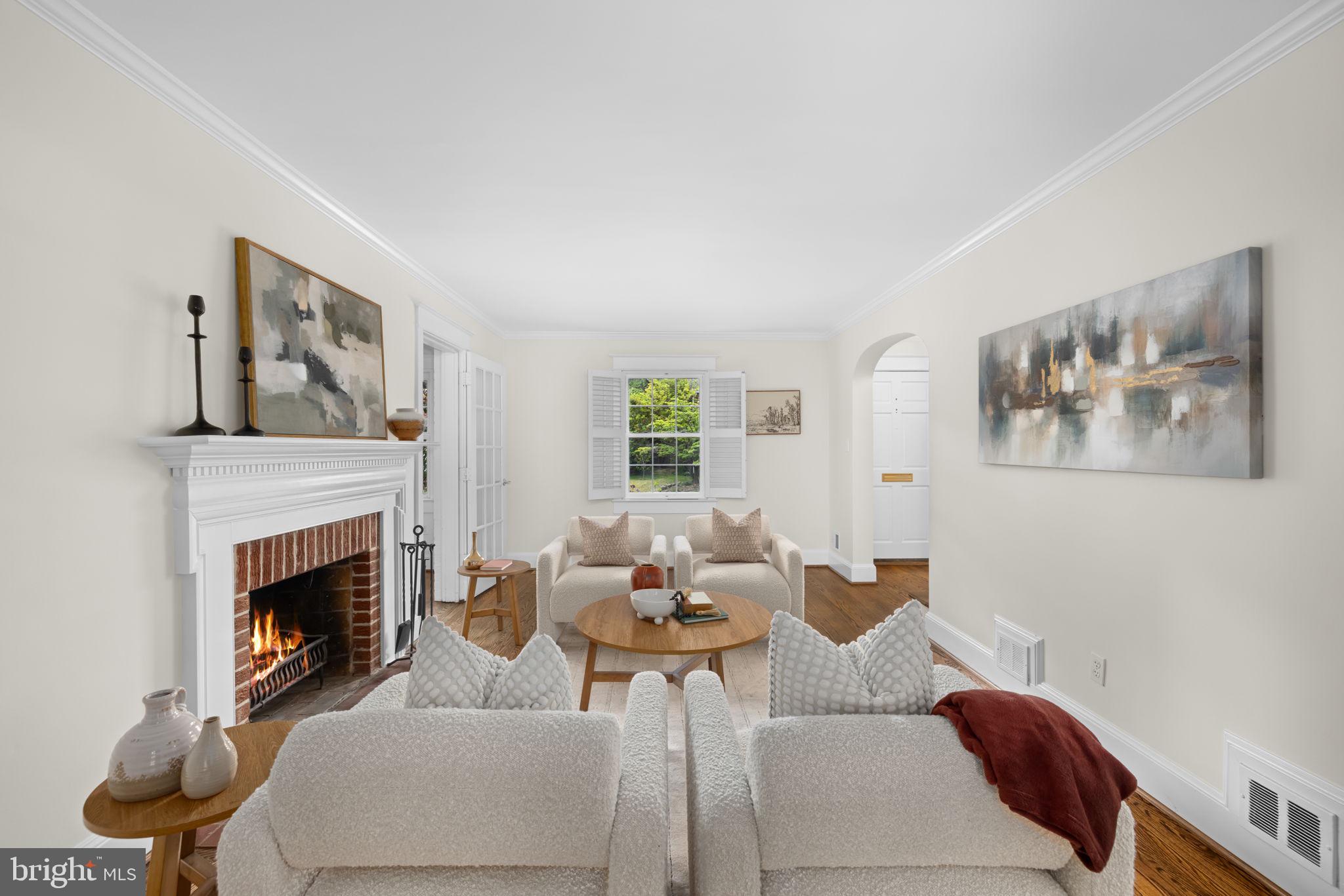 MADISON MANOR - Residential