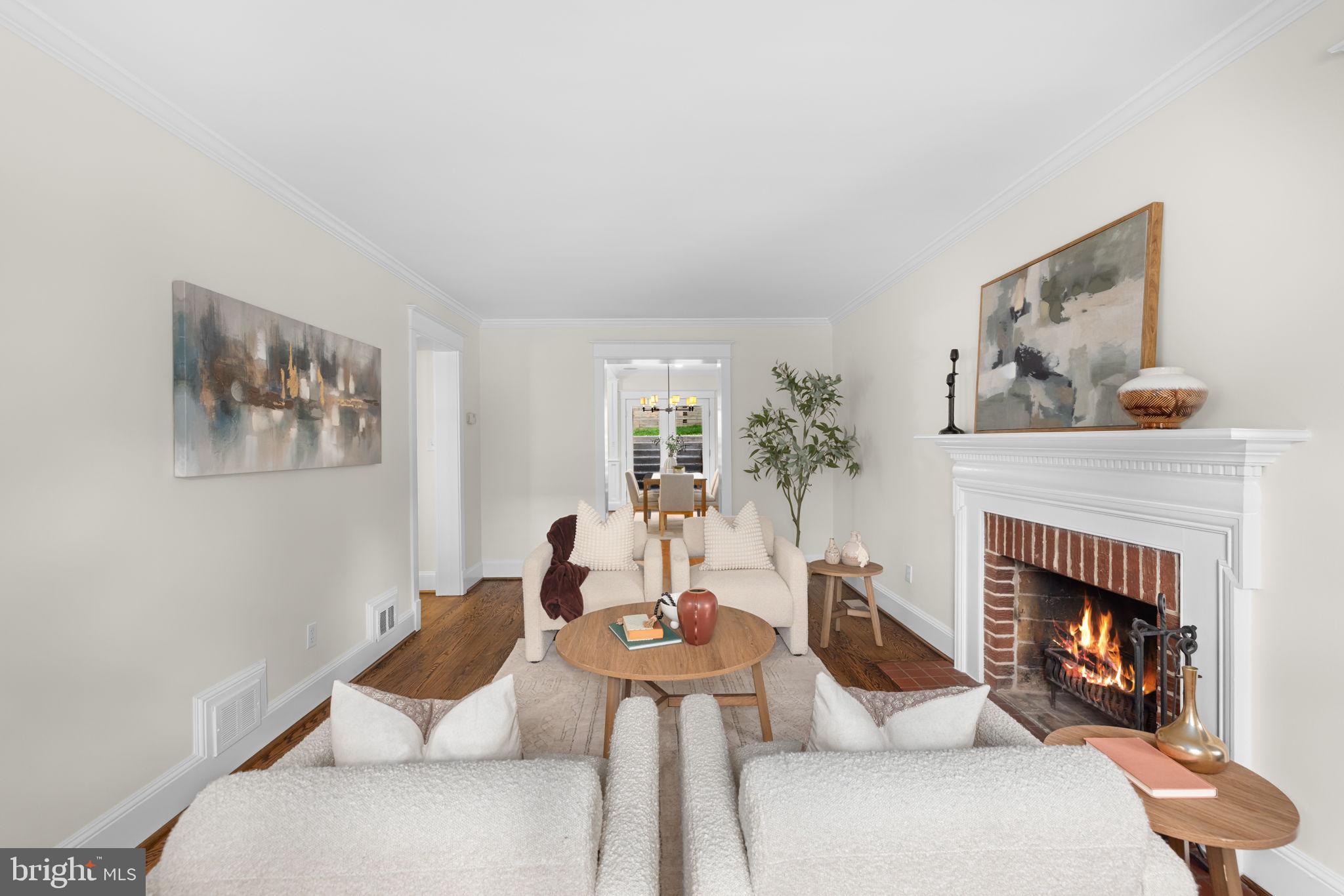 MADISON MANOR - Residential