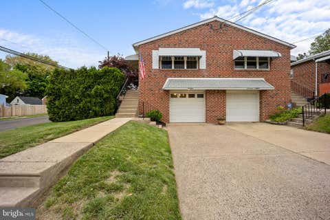 Townhouse For Sale - 19 Loney Street<br/> Montgomery County, JENKINTOWN, PA 19046