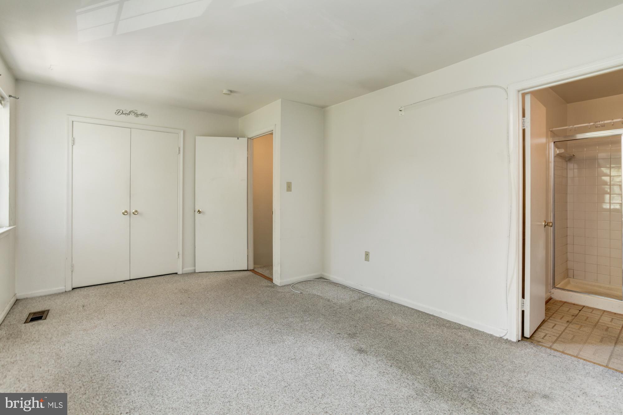 ARBORY CONDO-PHASE 9> - Residential