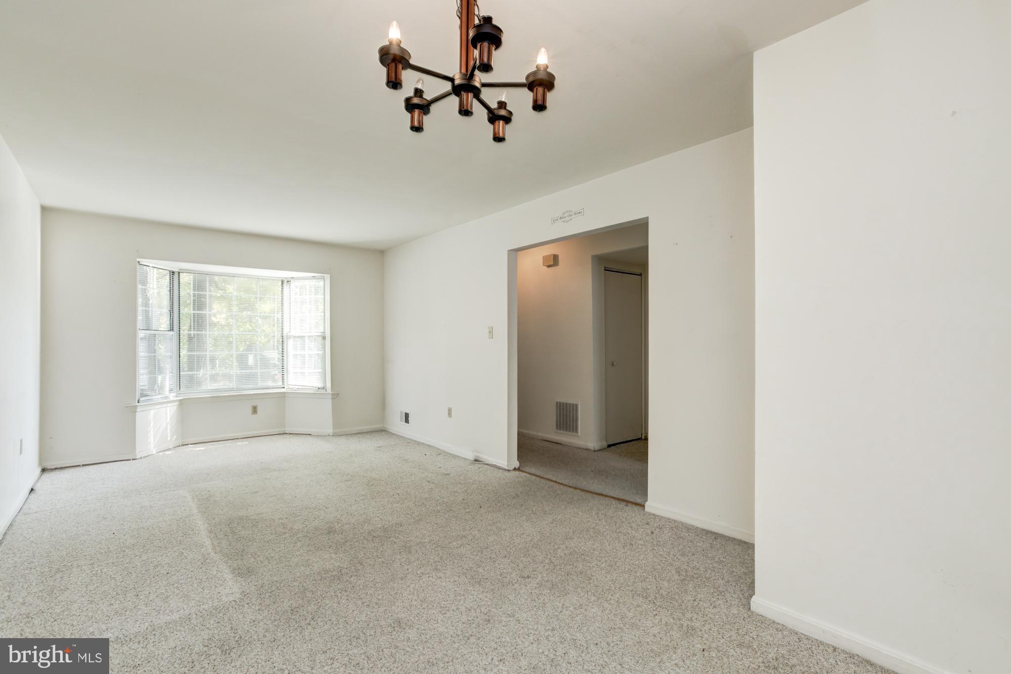 ARBORY CONDO-PHASE 9> - Residential