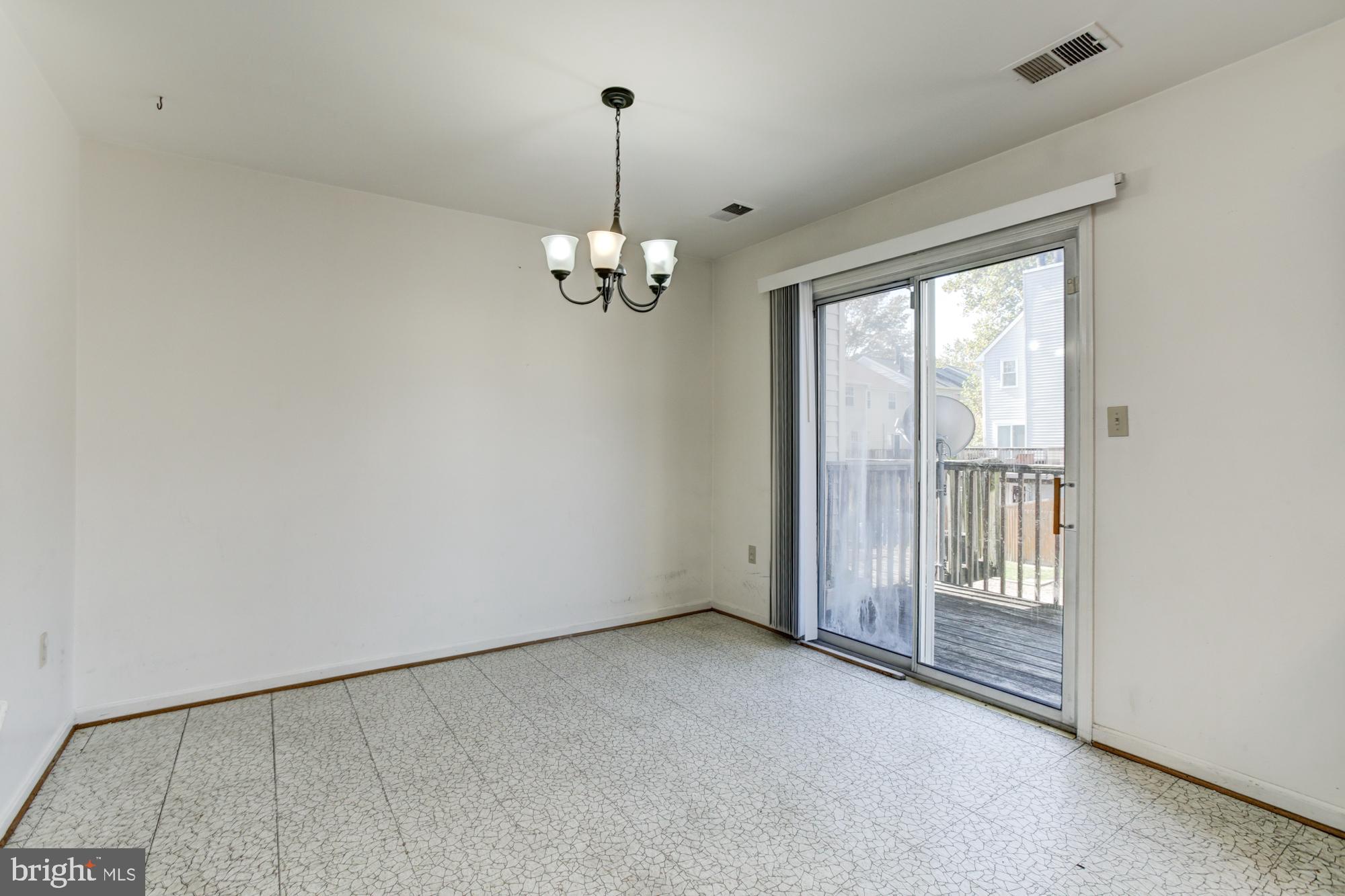 ARBORY CONDO-PHASE 9> - Residential