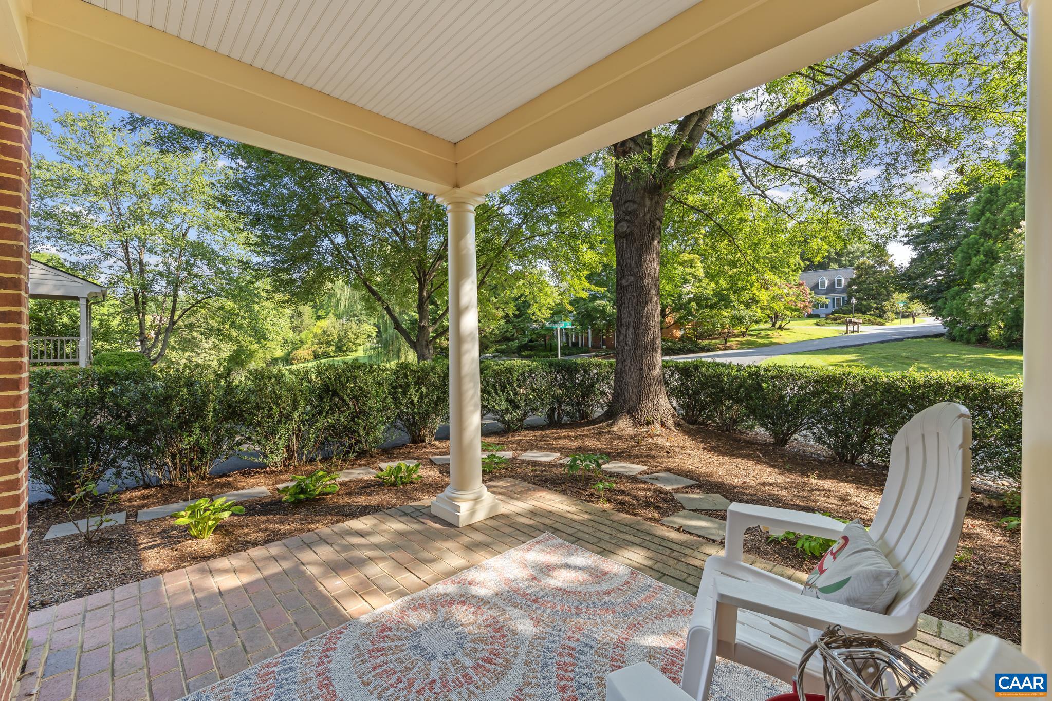 1147 MARION DR