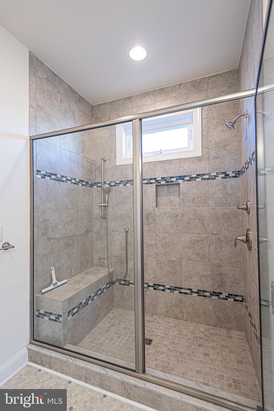 KEEN-WIK - Residential