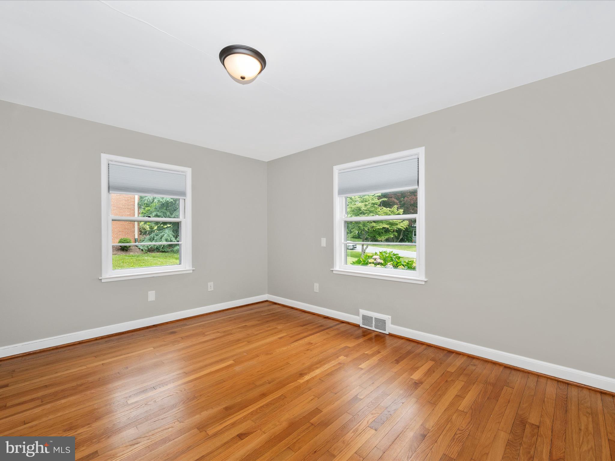 FOUNTAIN HEAD - Residential